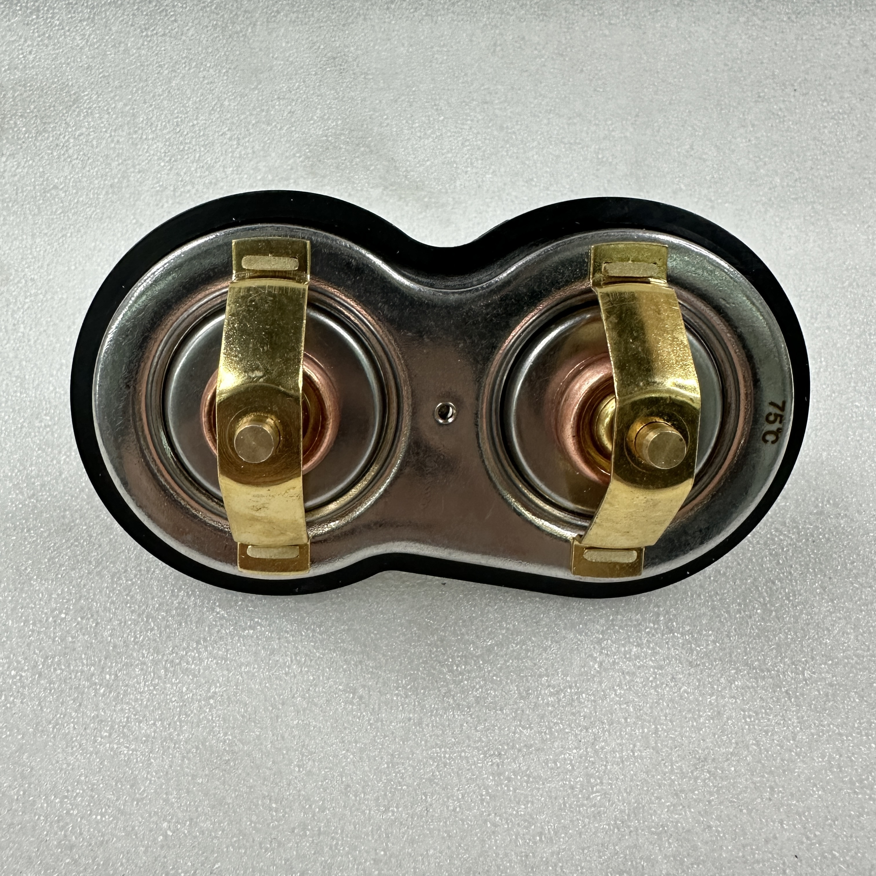 Truck parts for Scania truck engine parts cooling system thermostat 1404924 1353567 1423450 1358995