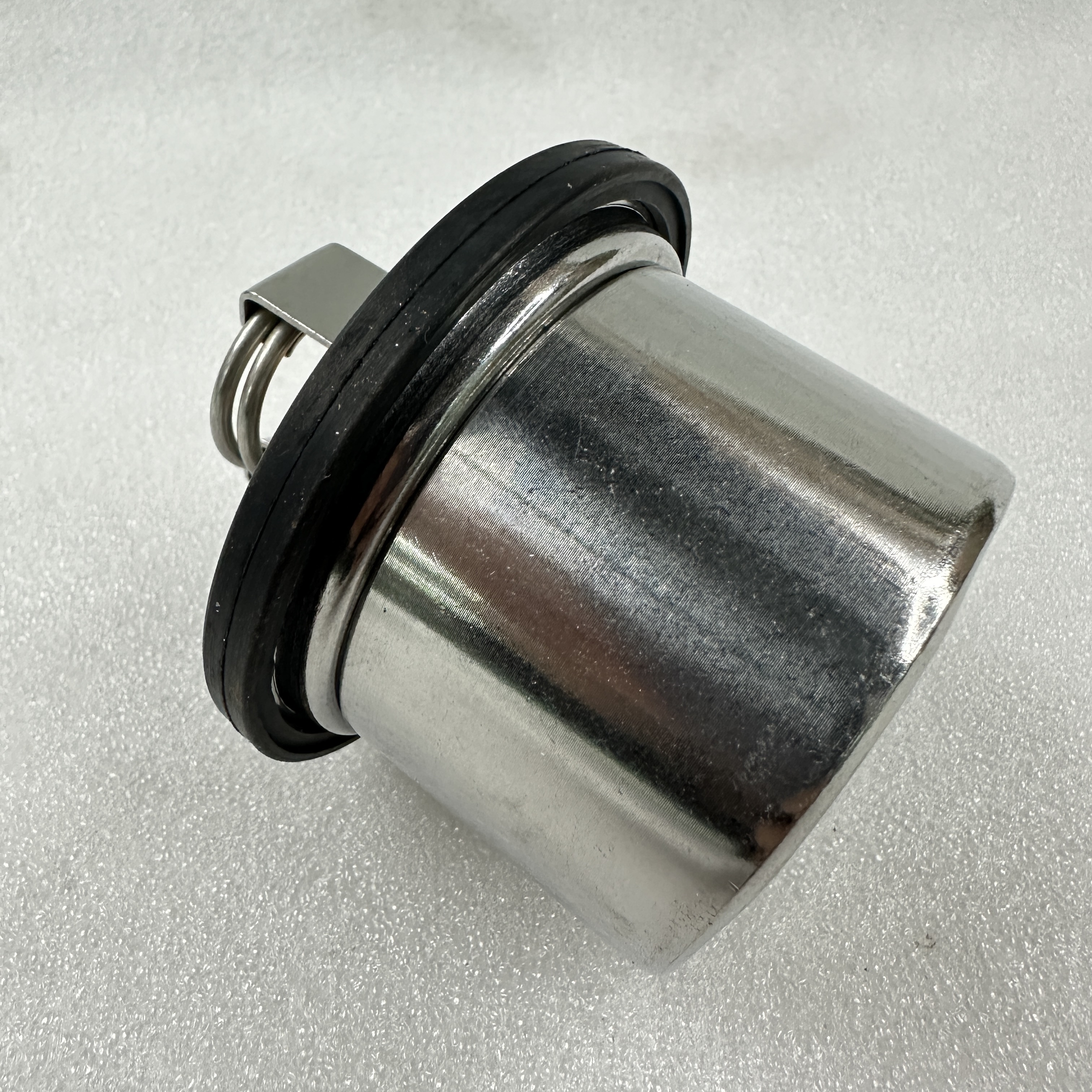 Автомобильные аксессуары применимы к температуре двигателя volvo 70807819 Item Picture