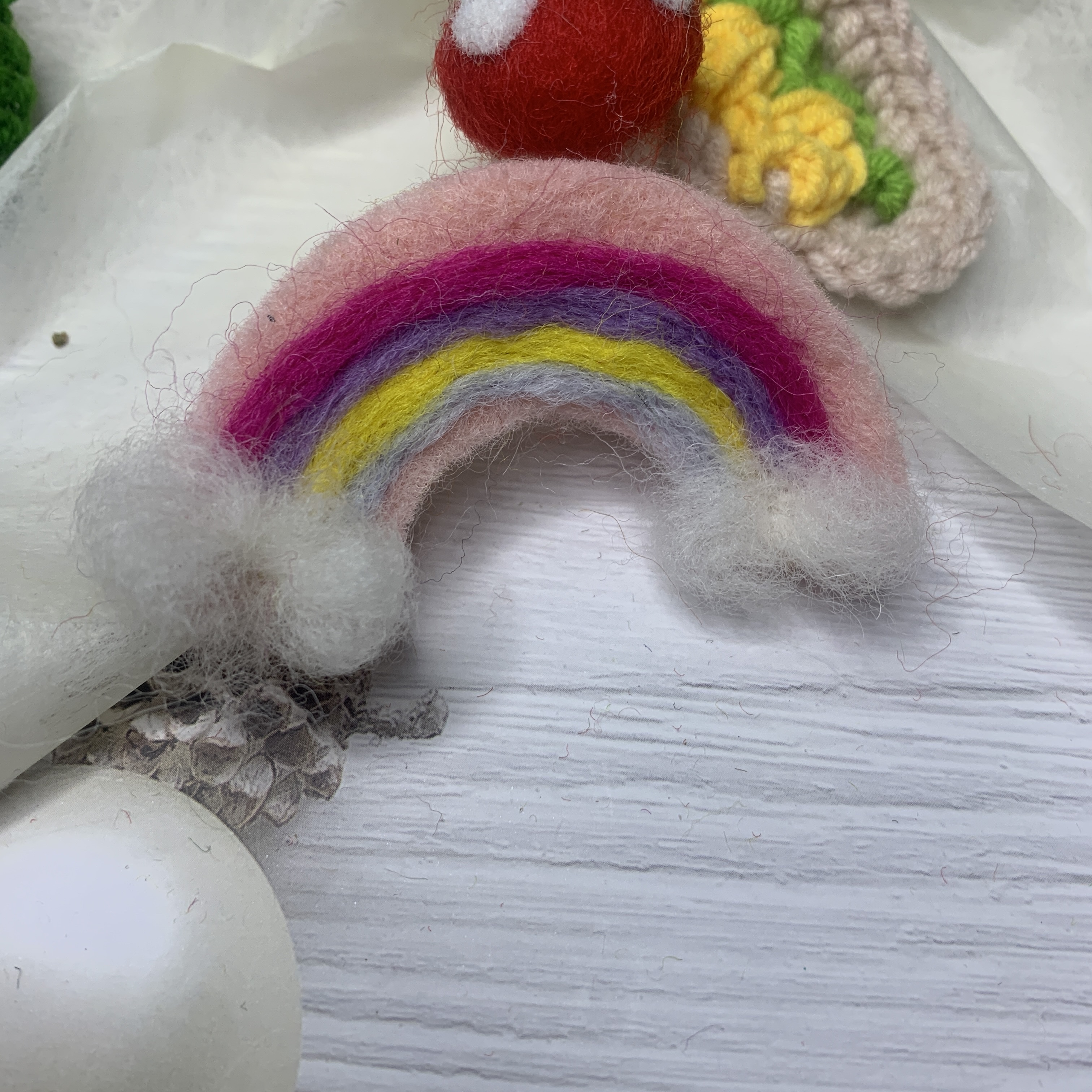 Autumn/Winter Donuts Color Red Felt Hairpin Premium Touch Shark Clip Accessories undefined