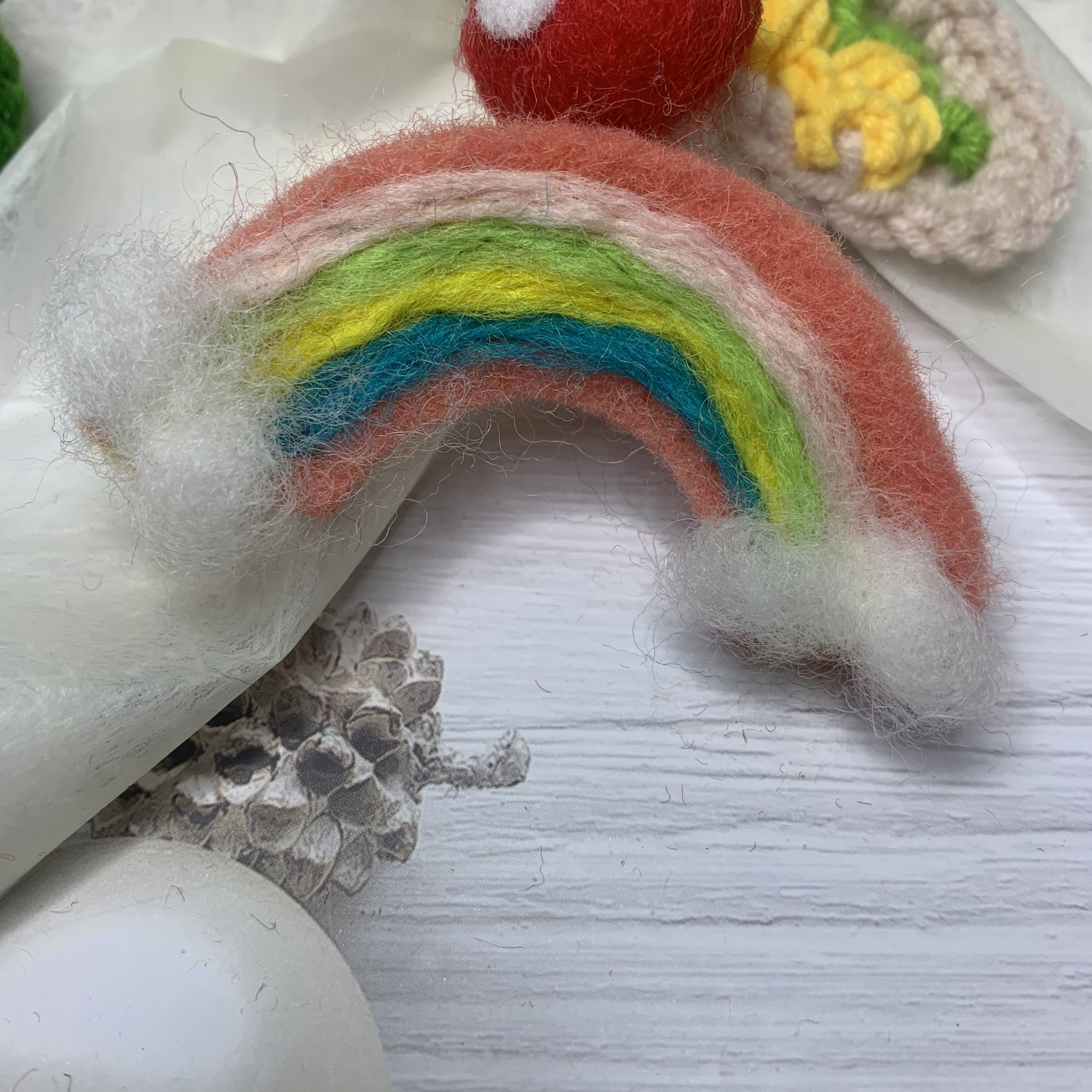 Autumn/Winter Donuts Color Red Felt Hairpin Premium Touch Shark Clip Accessories undefined