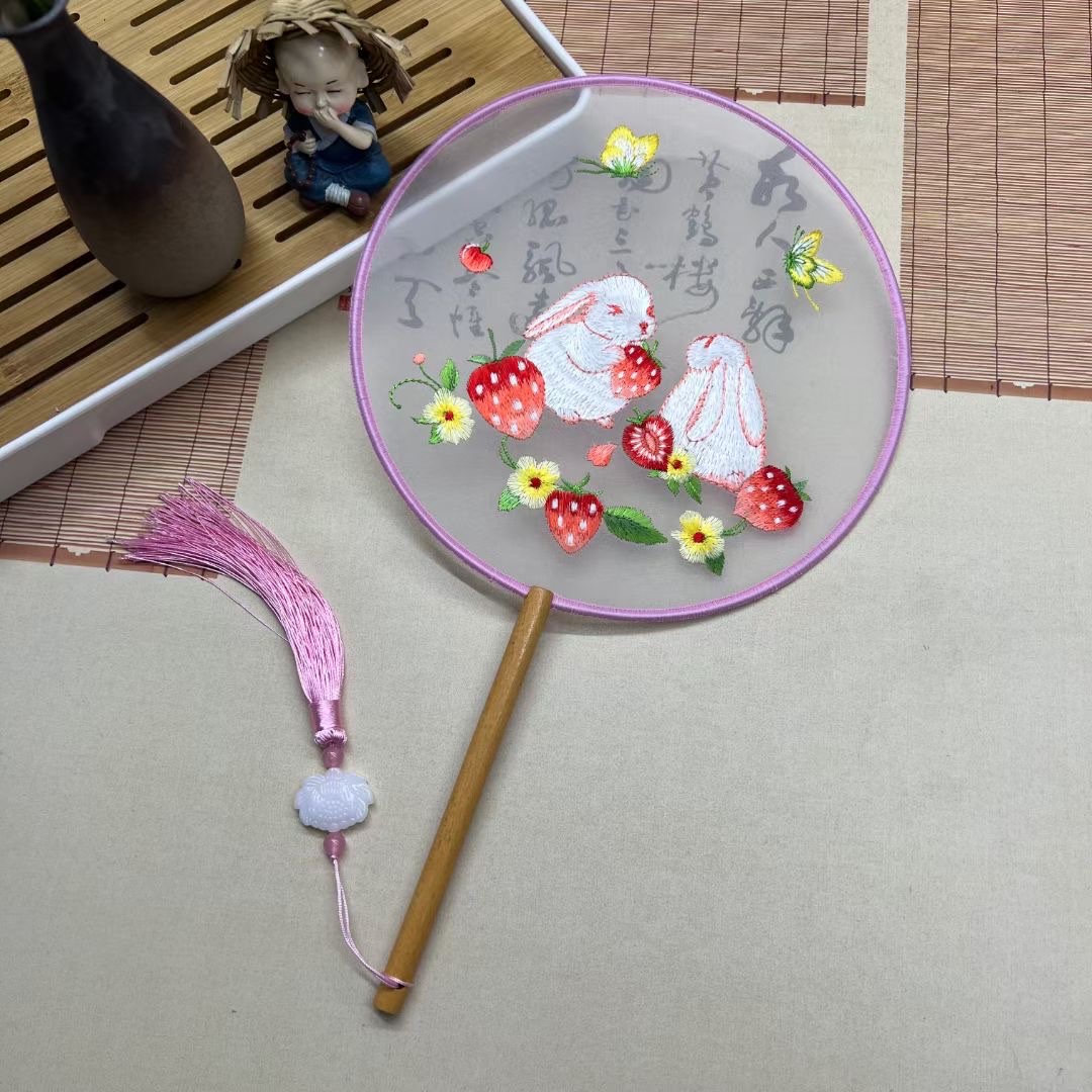 Double-sided embroidered Suzhou embroidery folding fans, ancient-style fans, Hanfu fans, dance fans, decorative items, embroidered fans, folding fans, folding fans, fans for children, summer Chinese style detail image 10