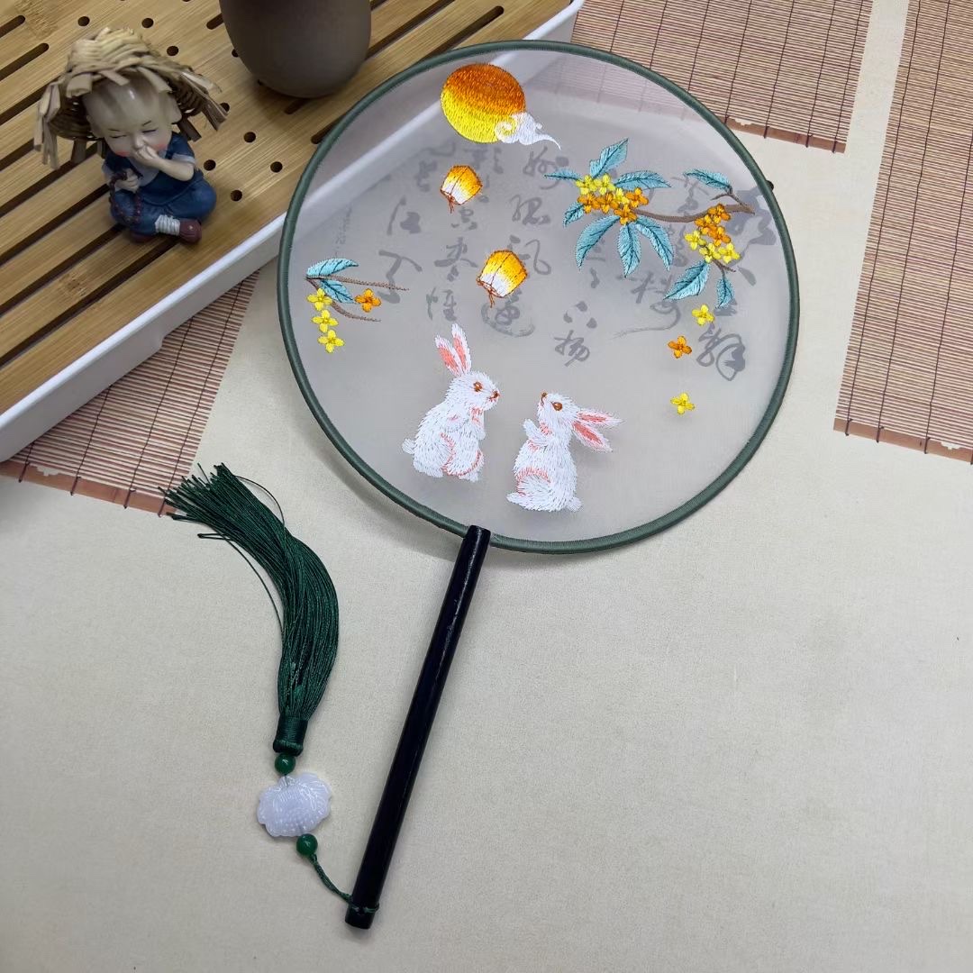 Double-sided embroidered Suzhou embroidery folding fans, ancient-style fans, Hanfu fans, dance fans, decorative items, embroidered fans, folding fans, folding fans, fans for children, summer Chinese style detail image 7