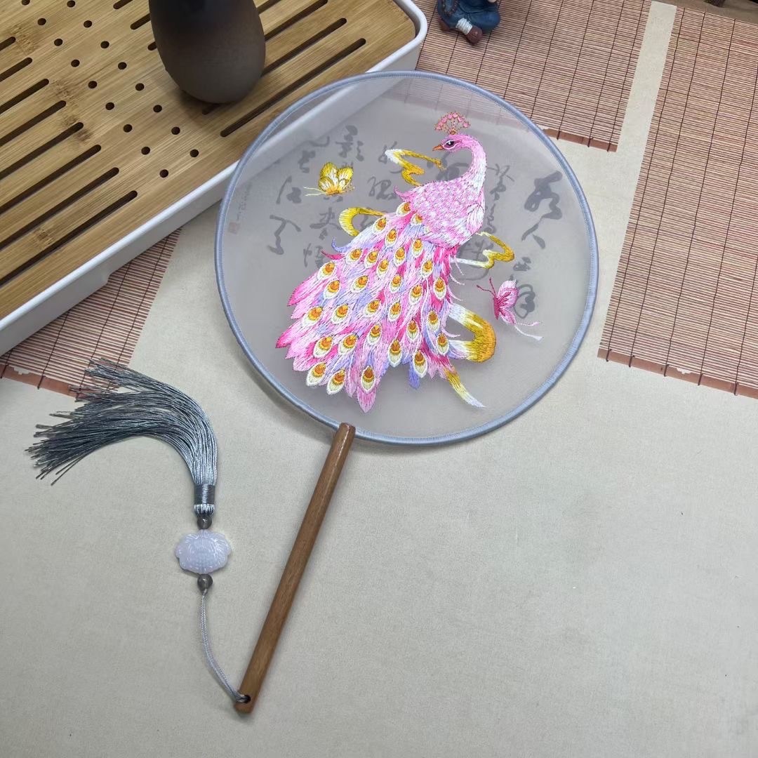 Double-sided embroidered Suzhou embroidery folding fans, ancient-style fans, Hanfu fans, dance fans, decorative items, embroidered fans, folding fans, folding fans, fans for children, summer Chinese style detail image 9