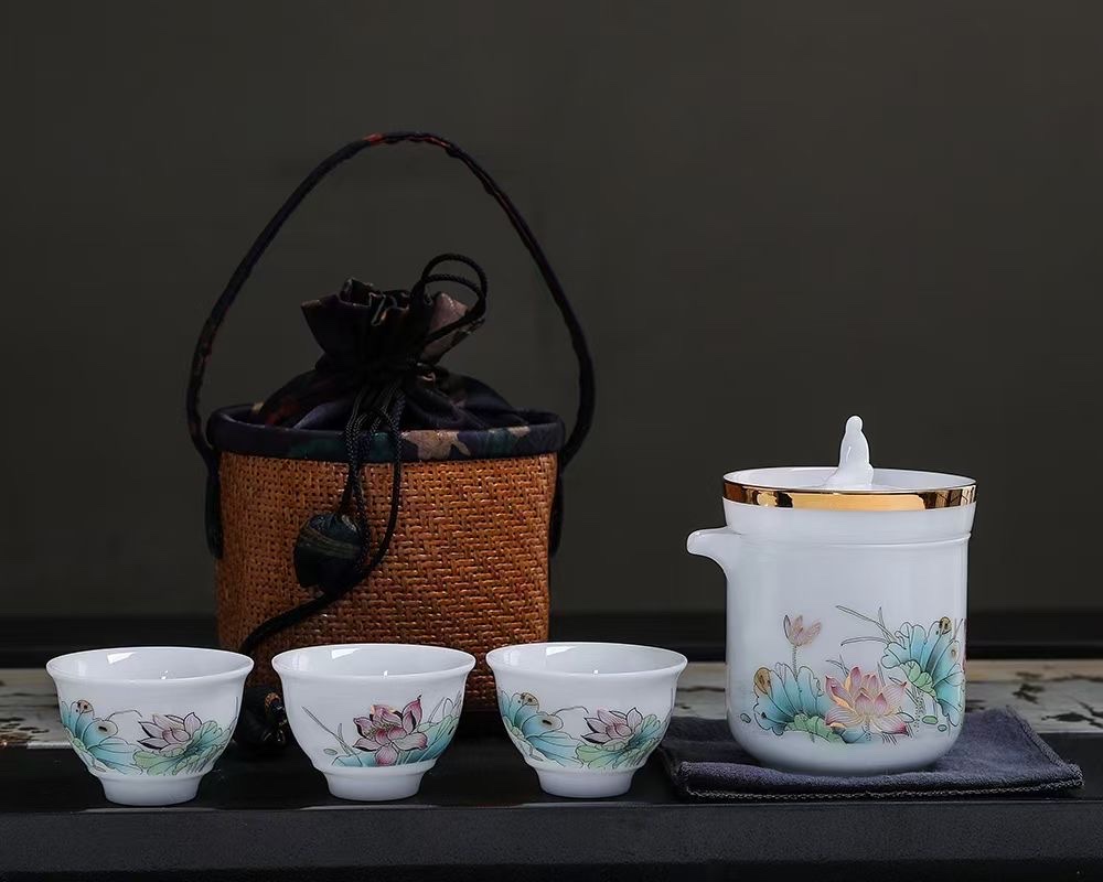 Red pine craft gift, high-end tea set, travel tea set, portable tea set, integrated design, exquisite and practical, pleasing to the eye tea set