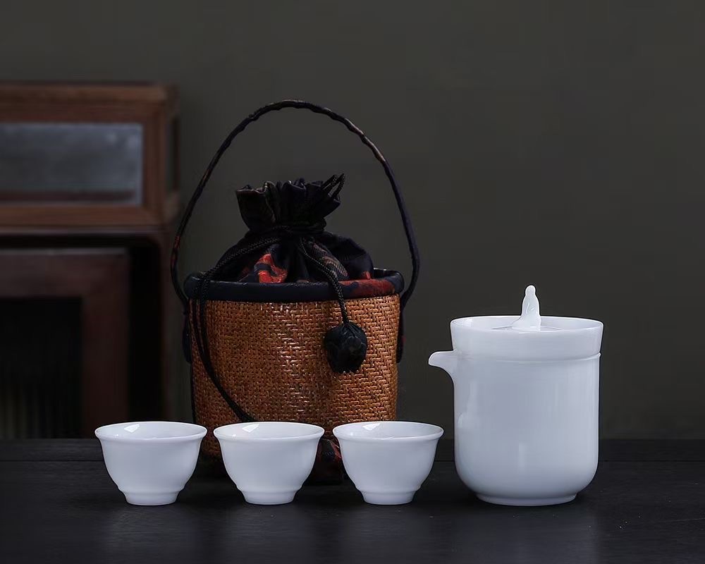 Red pine craft gift, high-end tea set, travel tea set, portable tea set, integrated design, exquisite and practical, pleasing to the eye tea set detail image 9