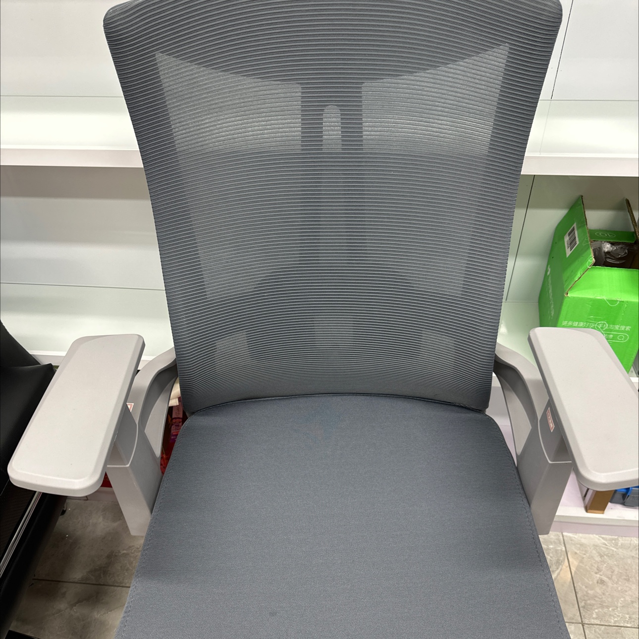 舒适型Office chair-11 办公椅 人体工学设计 高级经理专用椅子 高弹力海绵坐垫 高品质皮质靠背