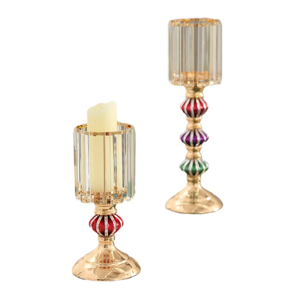 Home Creative Fashion High-End Candlestick Decoration European Home Gift Tabletop Decoration Light Luxury Iron Candlestick Item Picture