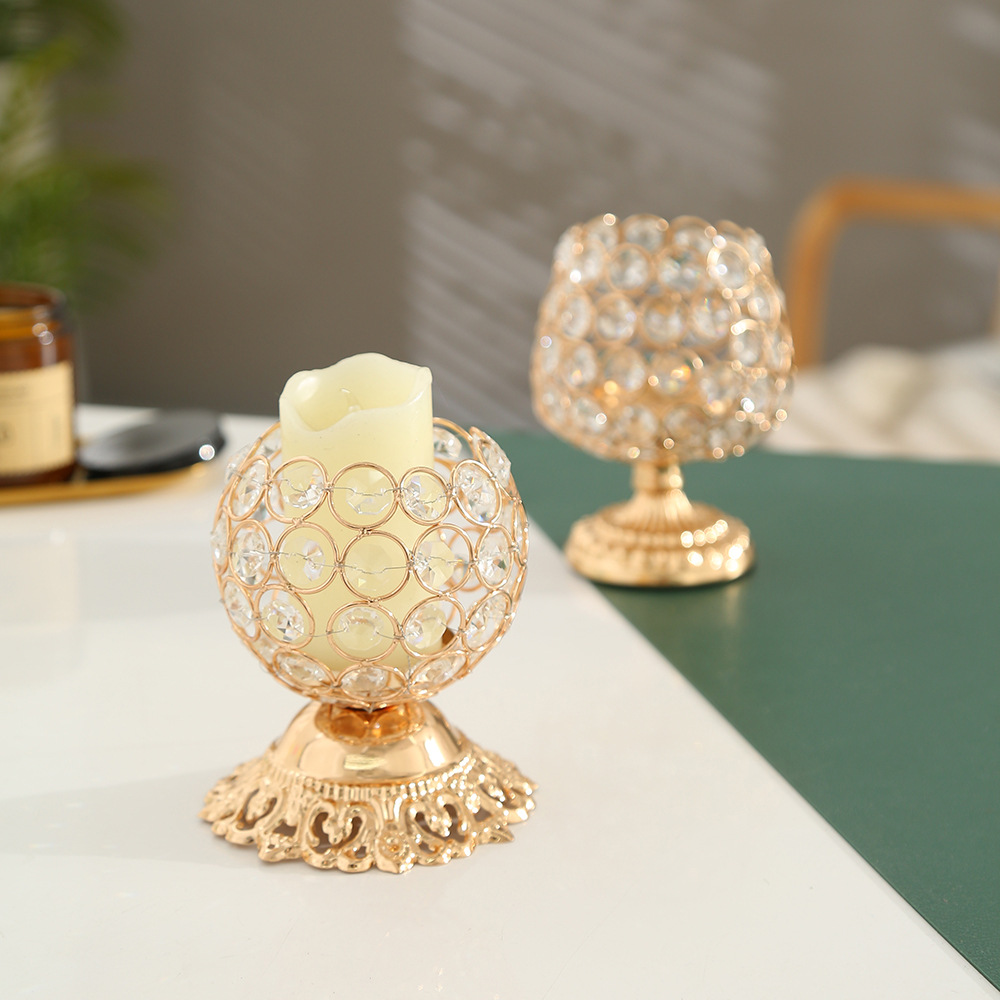 Daily Home European Iron Candlestick Home Creative High-End Tabletop Decoration Fashion Light Luxury Ware Decoration details Picture