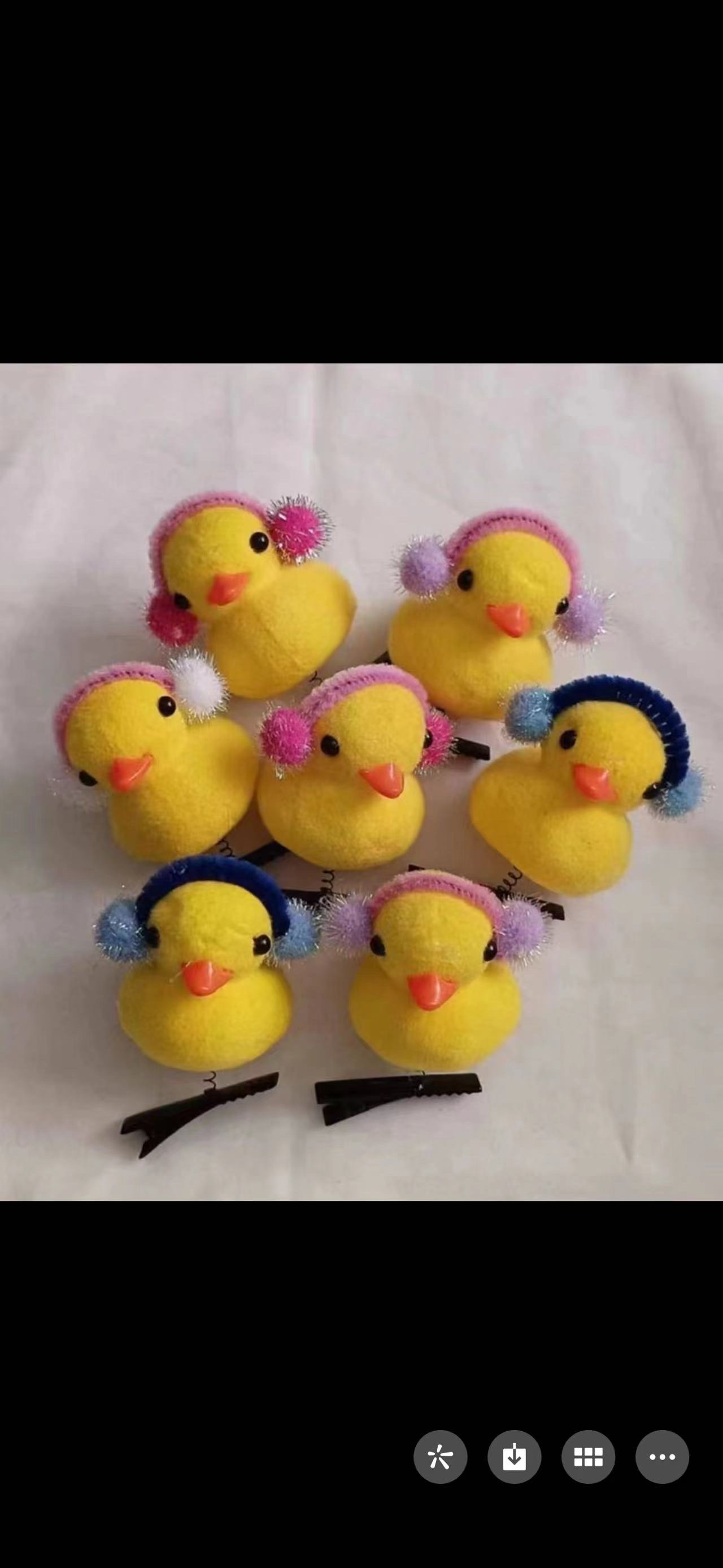 Creative accessories: Shark clip, hair accessory, hairpin, grab clip, unique design, fashionable and simple, women's headwear, new hairpin Application Scenario