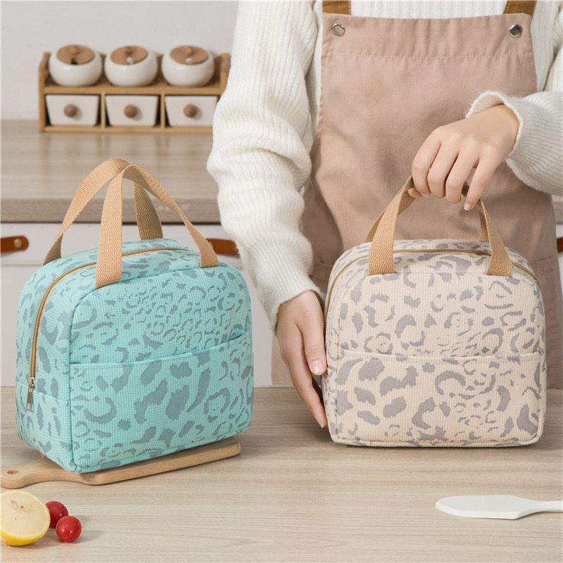 New products in 2024: ink-wash pattern insulated bags, bento bags, lunch box bags, outdoor travel ice packs, picnic bags, and lunch bags detail image 8