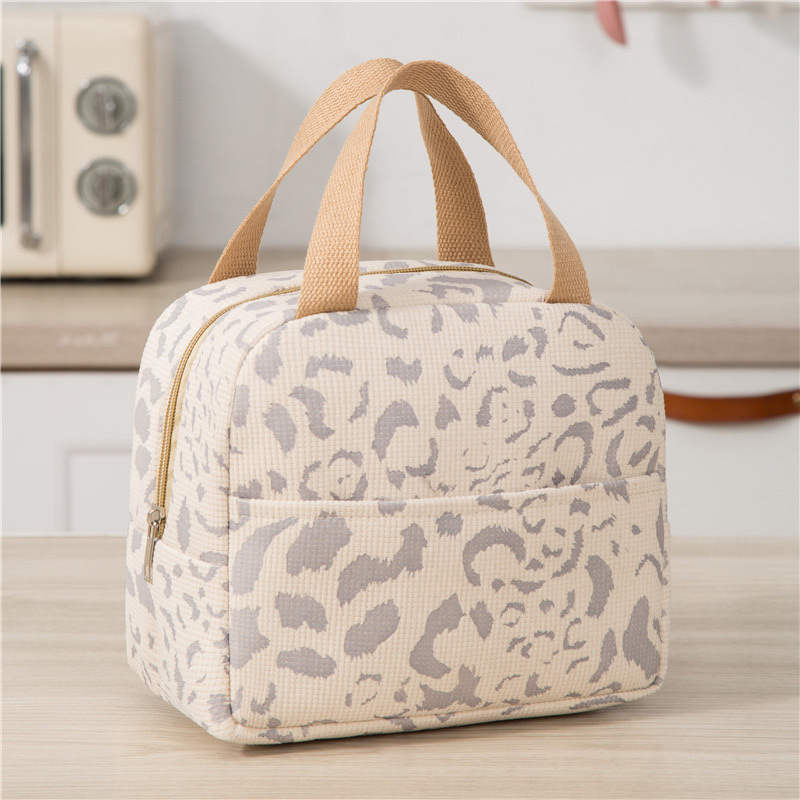 New products in 2024: ink-wash pattern insulated bags, bento bags, lunch box bags, outdoor travel ice packs, picnic bags, and lunch bags detail image 11