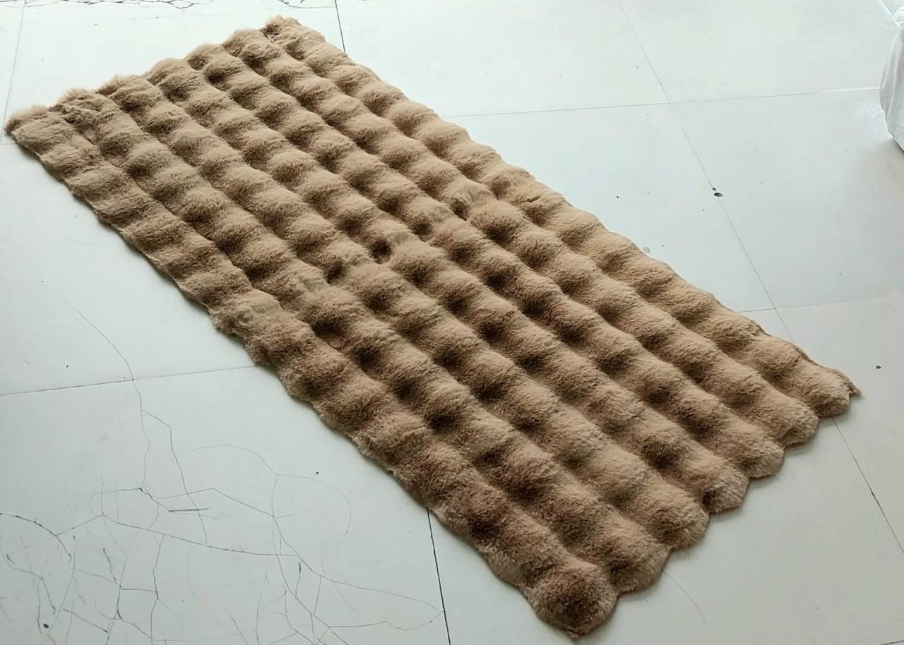 工厂直接生产销售各种纺织产品类地毯地垫