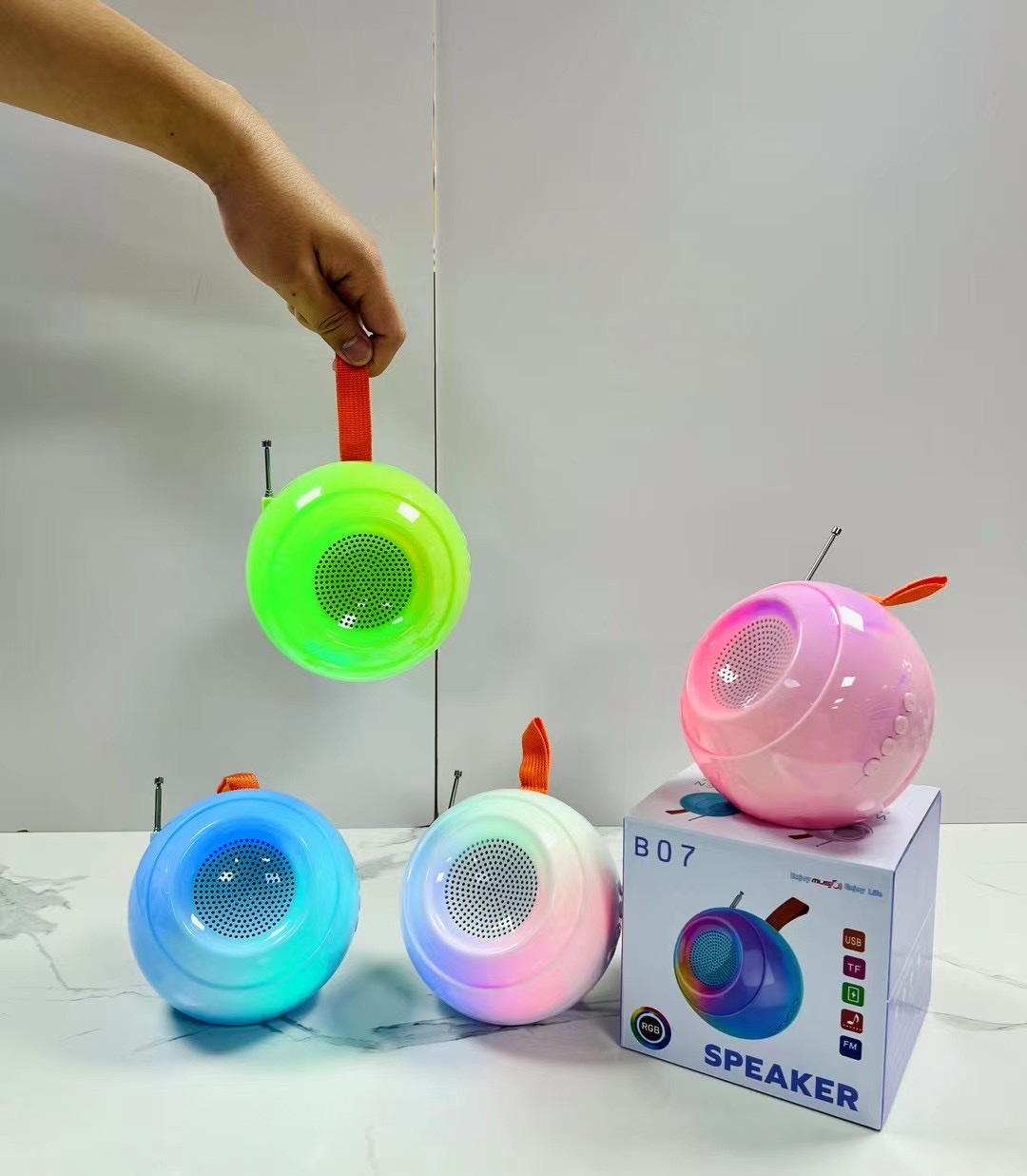 New B07 Macaron Wireless Bluetooth Speaker Speaker details Picture