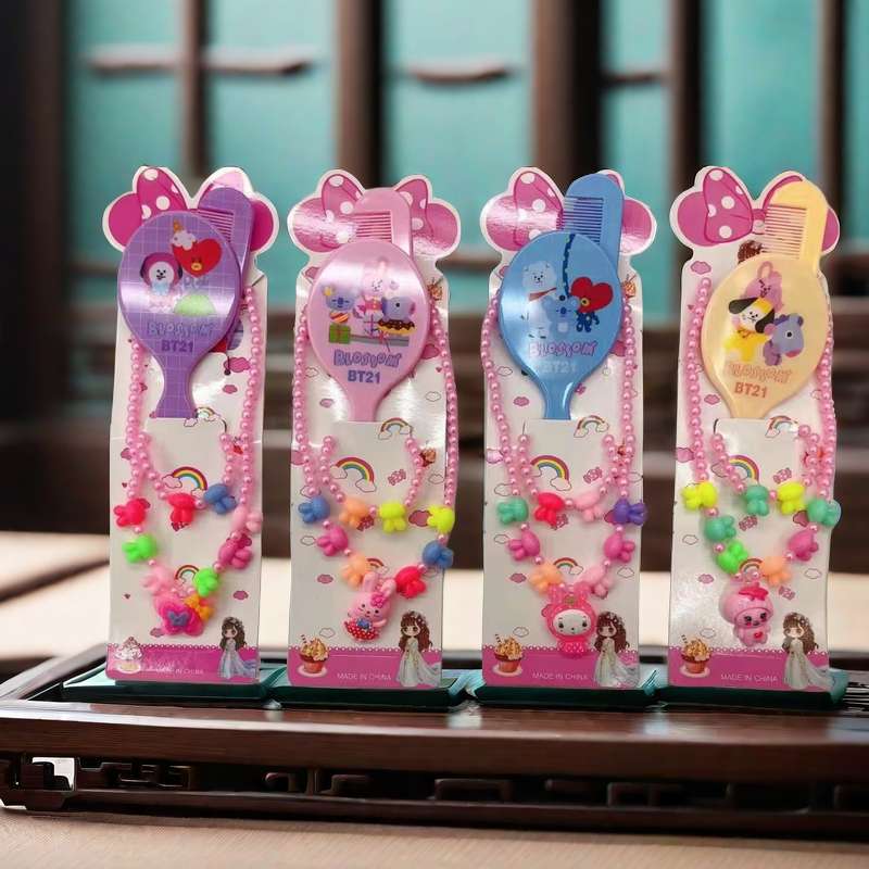 Children's necklaces, bracelets, mirrors, comb sets, and more products can be consulted at store A2-311 or by calling 13957918239 detail image 3