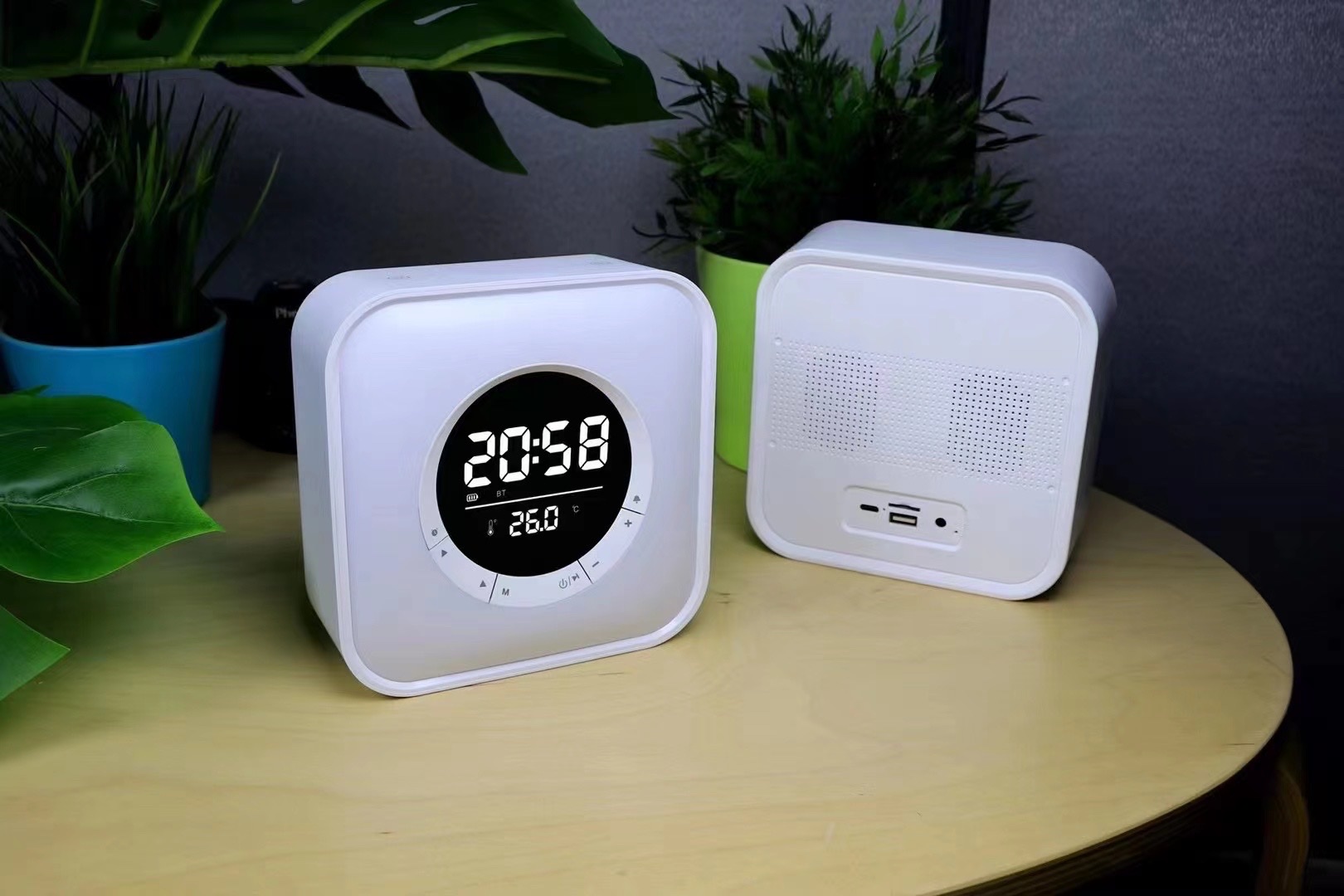 New Cross-Border Bluetooth Speaker Creative Clock Alarm Clock P10 Small Sound Atmosphere Lights Led Bluetooth Speaker Subwoofer Speaker Subwoofer details Picture