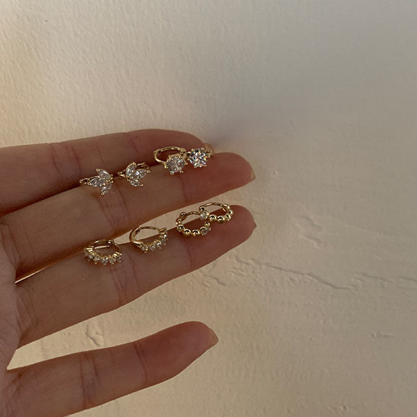 925 Silver ear ring, fashionable and elegant for women, anti-allergy ear buckle, new Korean version earrings, 424 earrings, silver ear buckle earrings