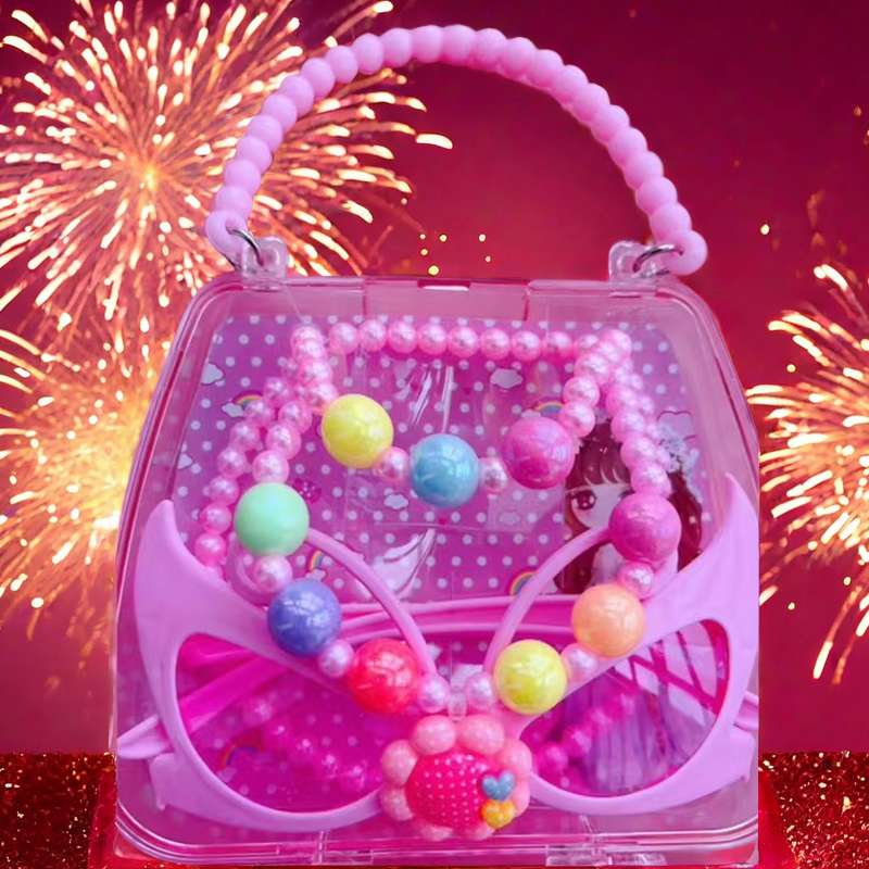 Children's jewelry heart-shaped necklace, ring set, fashionable, cute and safe material, won't hurt hands. For more products, you can consult at store A2-3113, 13957918239 details Picture