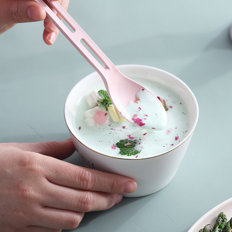 Wheat Straw Environmental Protection Material Three-In-One Portable Knife, Fork And Spoon Set Household Goods Plastic Spoon And Fork Integrated Design Wheat Color Western Food Tableware Set Light And Practical Application Scenario