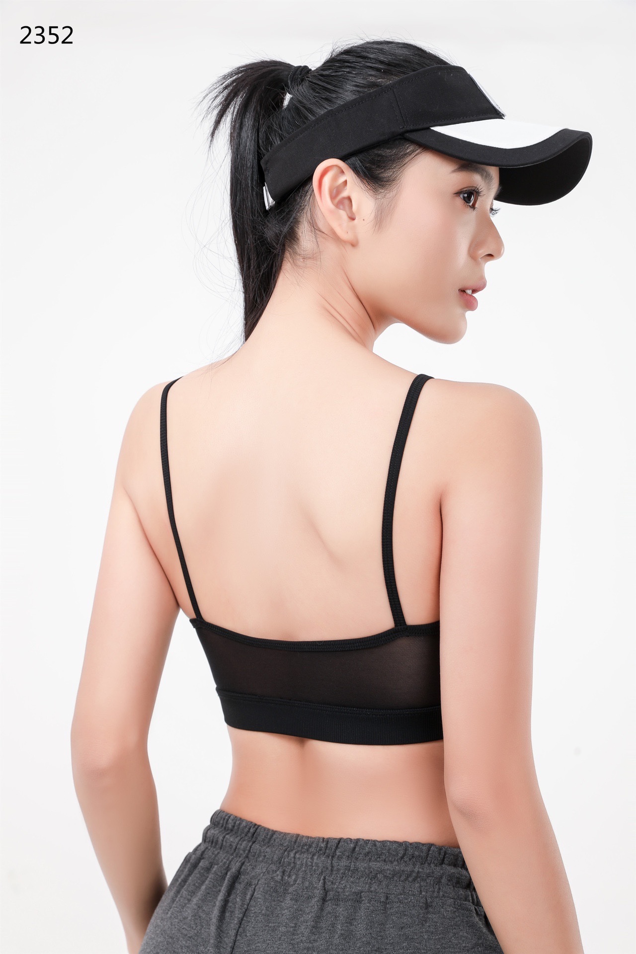 2352 Latex Fixed Cup Polyamide High Elastic Fine Rib Pilates Exercise Yoga Back Bra (M L 2) undefined