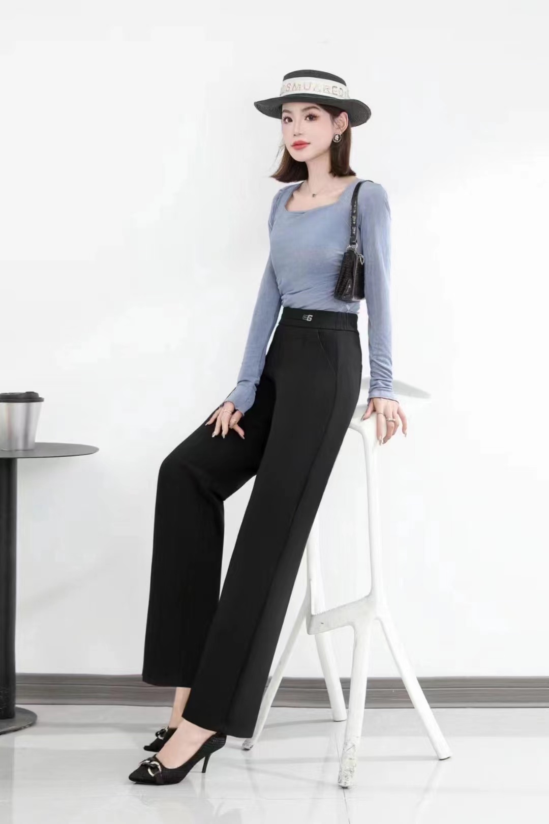 New product launch: Spring/Autumn 2024 Women's slimming straight-leg pants in black, a trendy and fashionable style Specification image