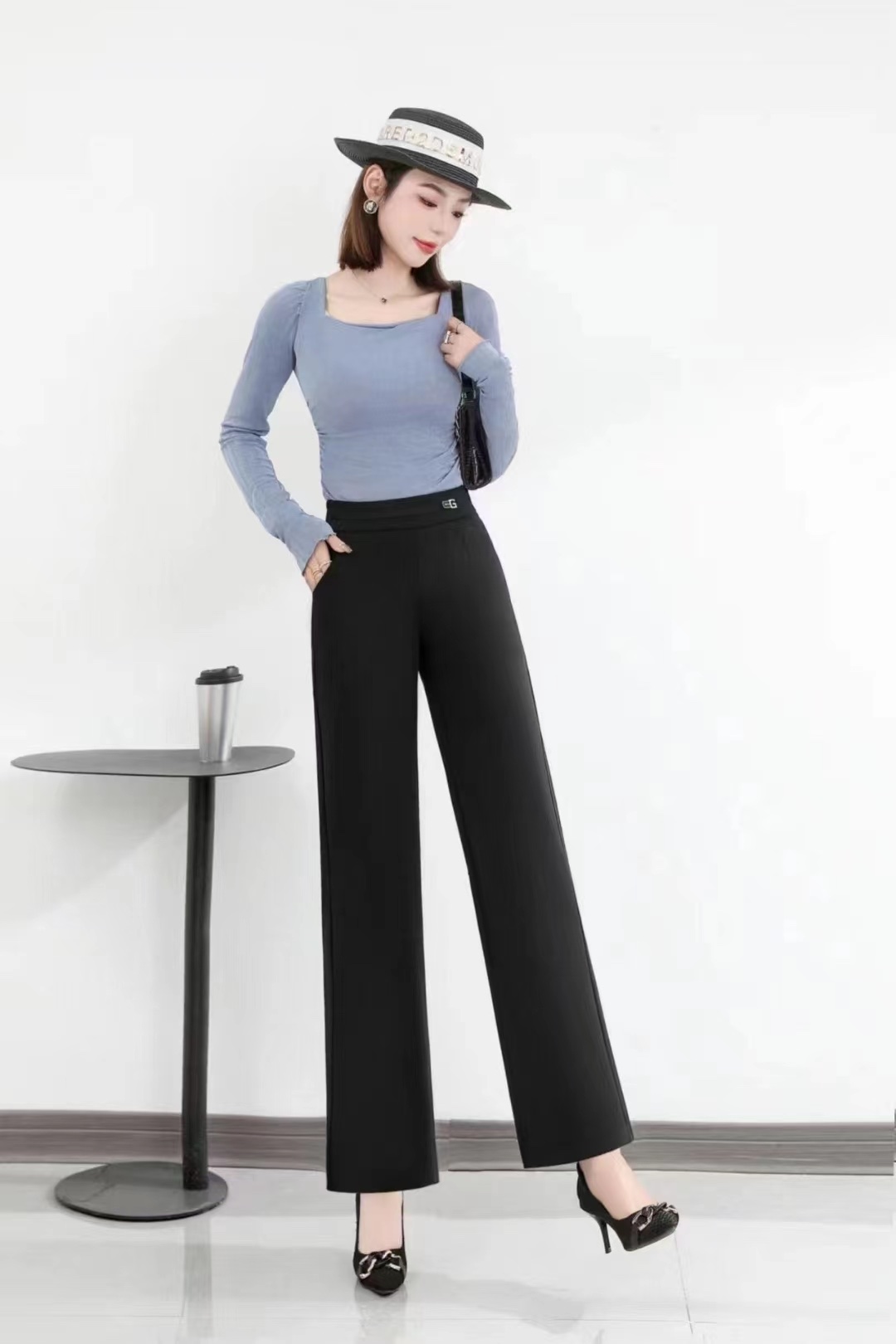 New product launch: Spring/Autumn 2024 Women's slimming straight-leg pants in black, a trendy and fashionable style Item Picture