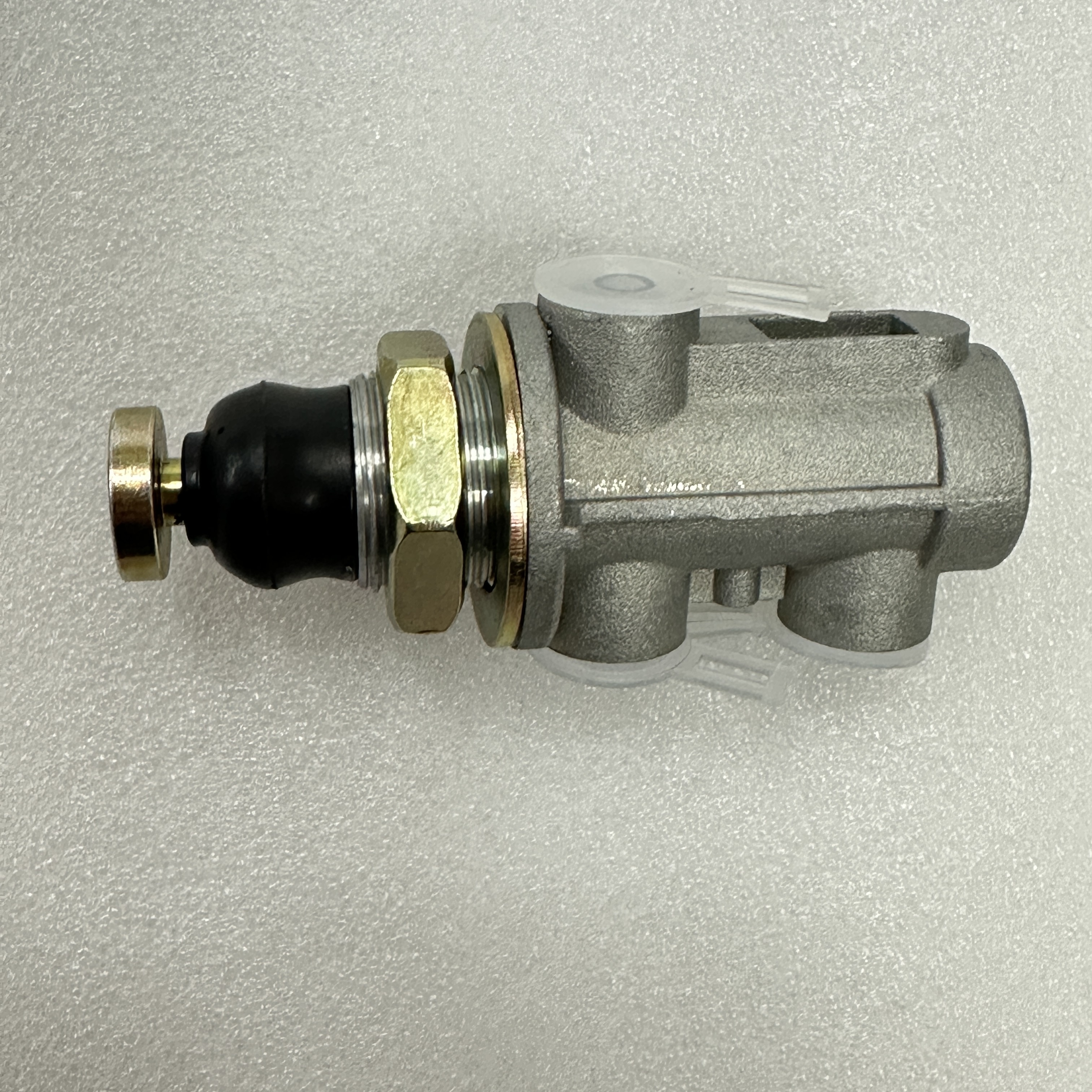 Auto parts for heavy truck truck short handle waste air valve brake valve button valve 4630131120