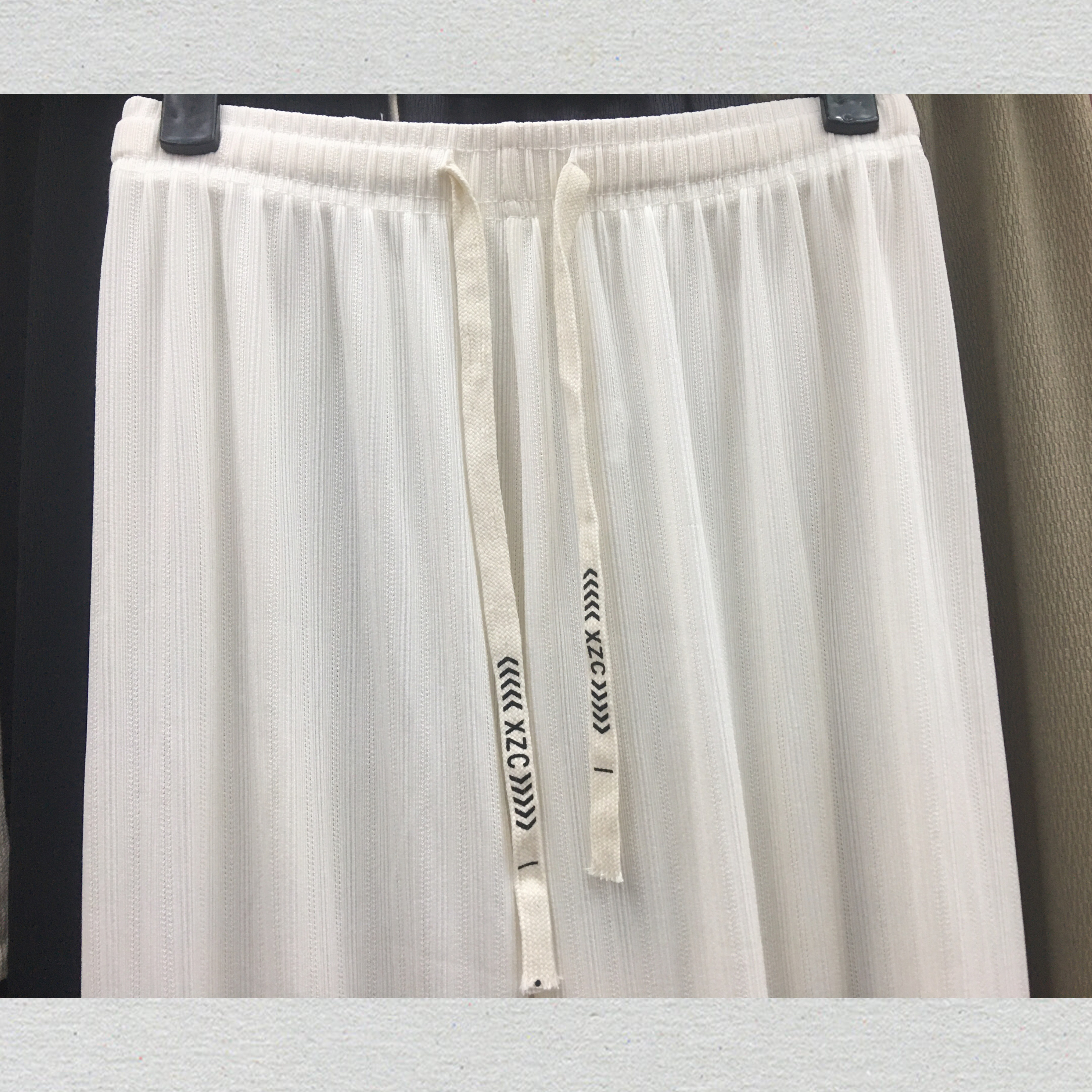 2024春秋季女裤，直筒裤简单，显高瘦身，时尚流行款，新款女装 米白色