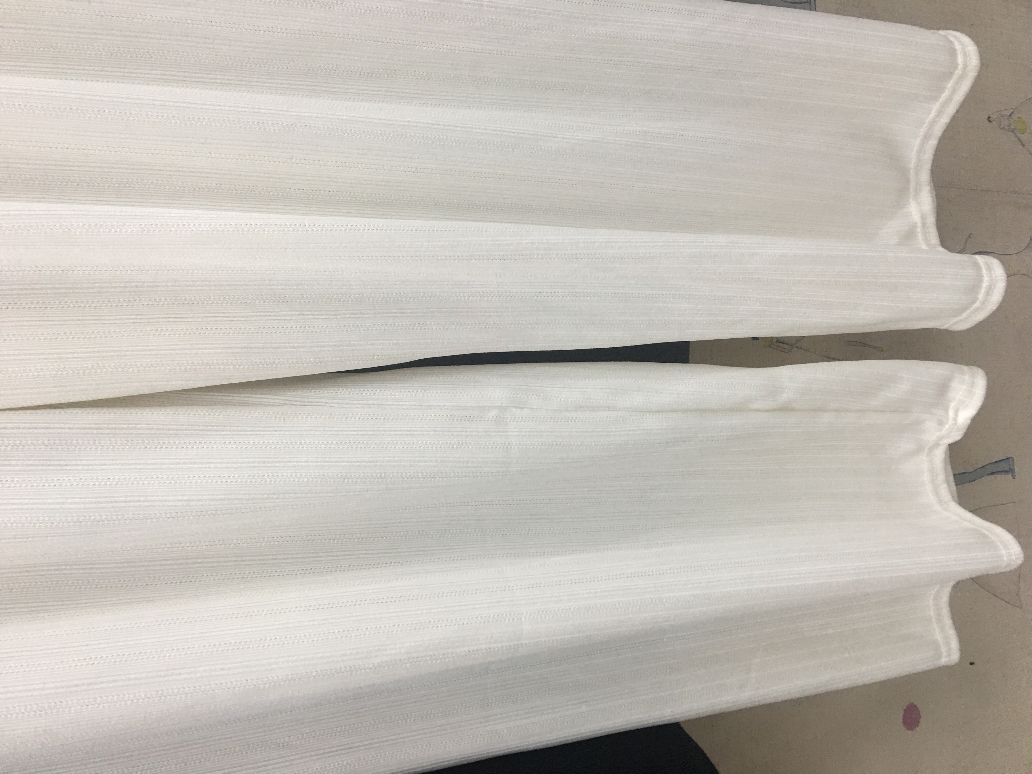 New straight-leg simple women's pants in beige for Spring and autumn 2024, a fashionable and trendy style Item Picture