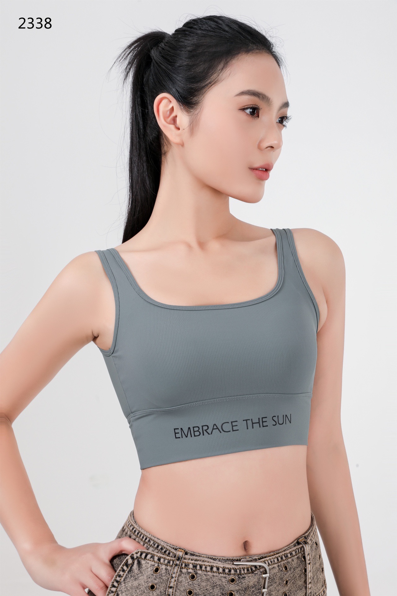 2338 Thousand Change Latex Fixed Cup Nylon High Elastic Fine Ribbed Casual Back Bra (M L Two Size) Item Picture