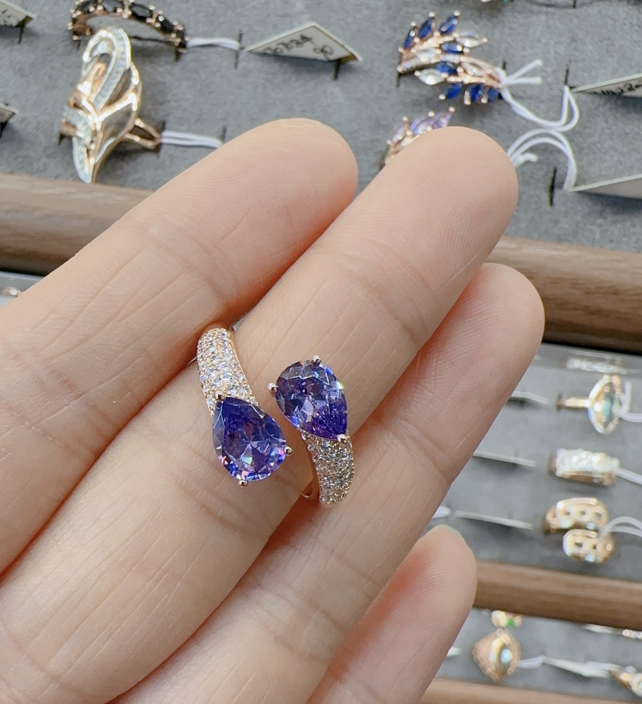 Gulkina, direct supply from Europe and America, cross-border e-commerce 585 rose gold jewelry, zircon rings, women's rings wholesale detail image 3