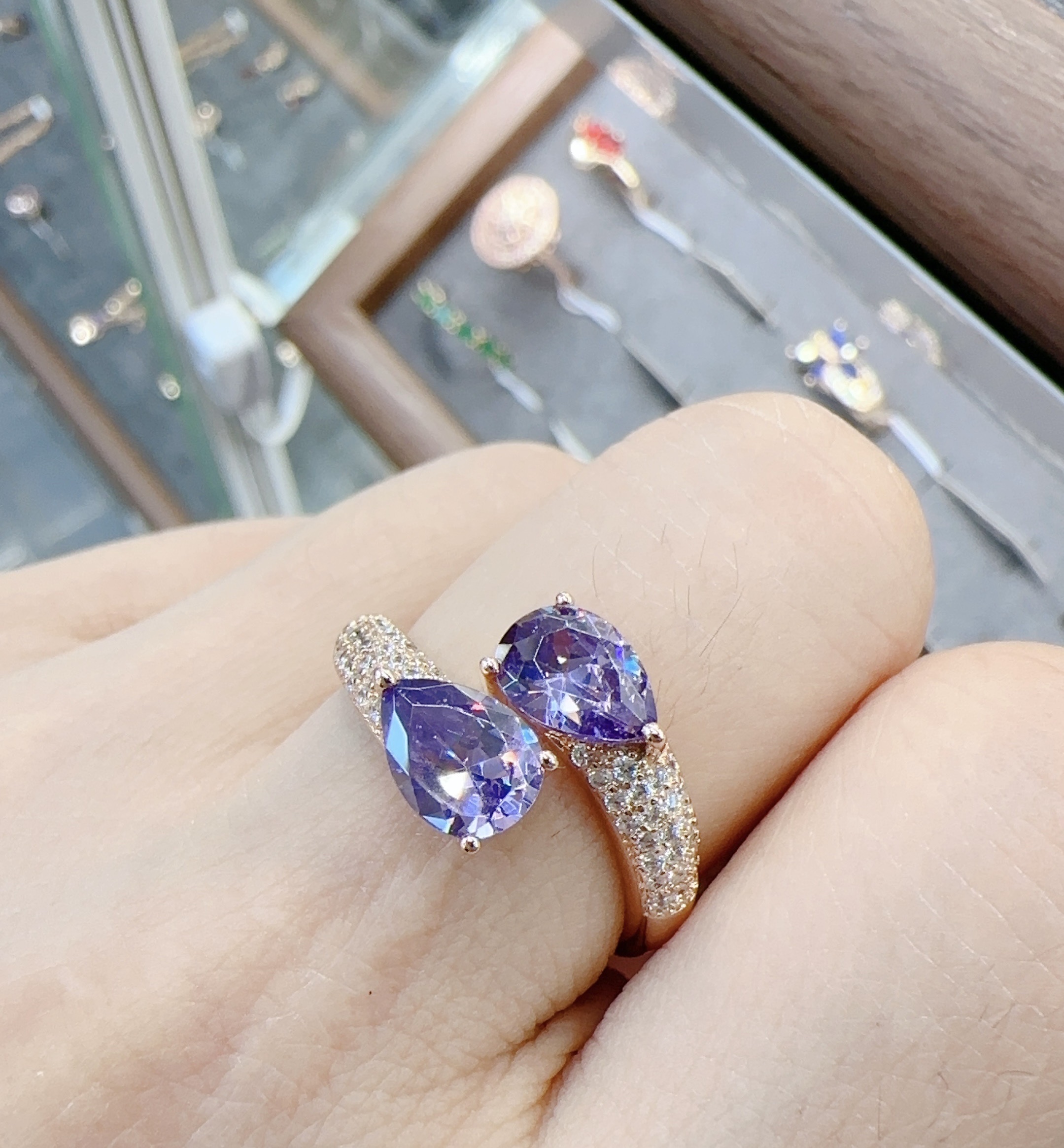 Gulkina, direct supply from Europe and America, cross-border e-commerce 585 rose gold jewelry, zircon rings, women's rings wholesale Specification image