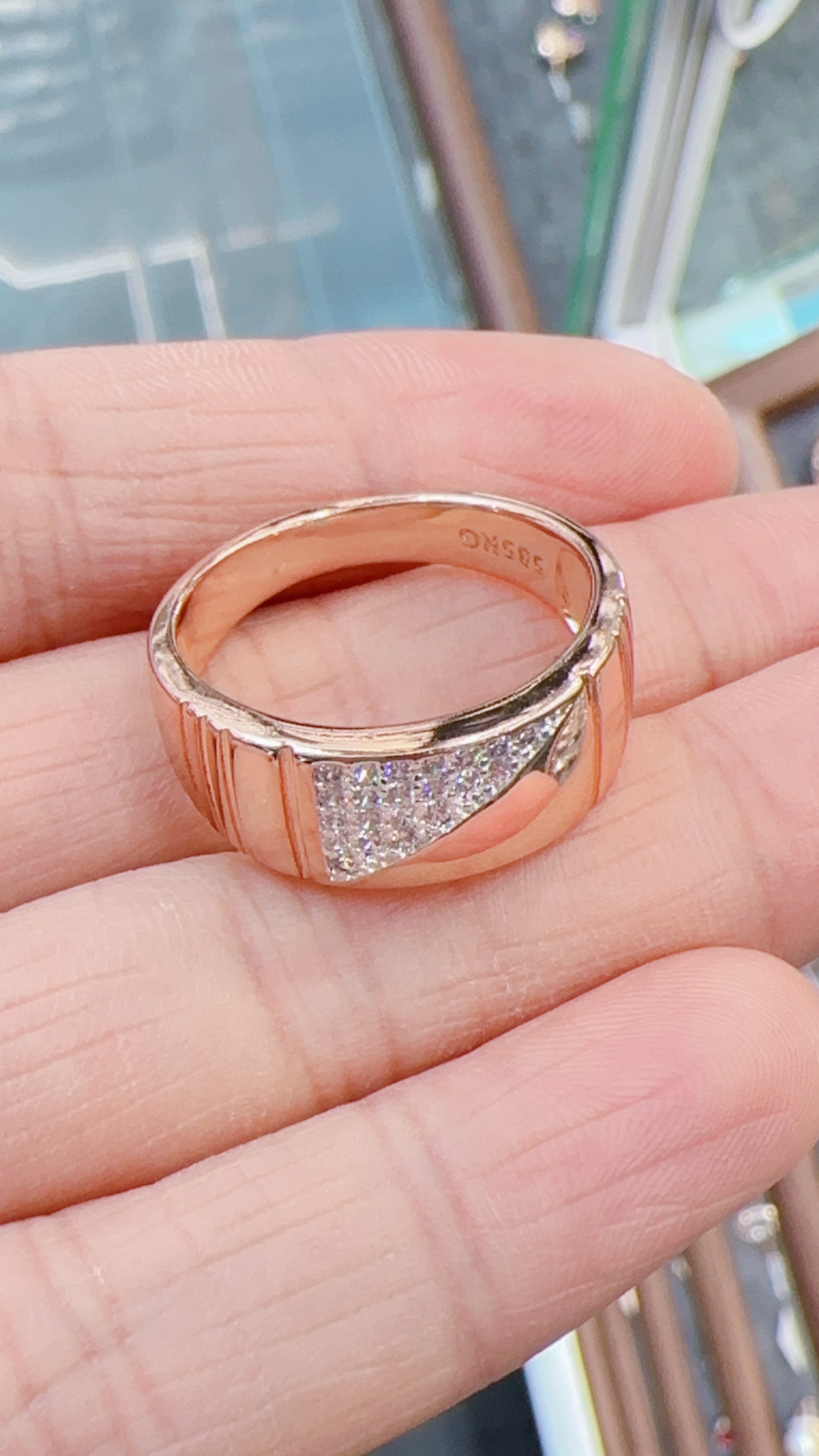 Gulkina rose gold zircon ring, real gold electroplated ring, cross-border direct supply to Amazon AliExpress jewelry Application Scenario