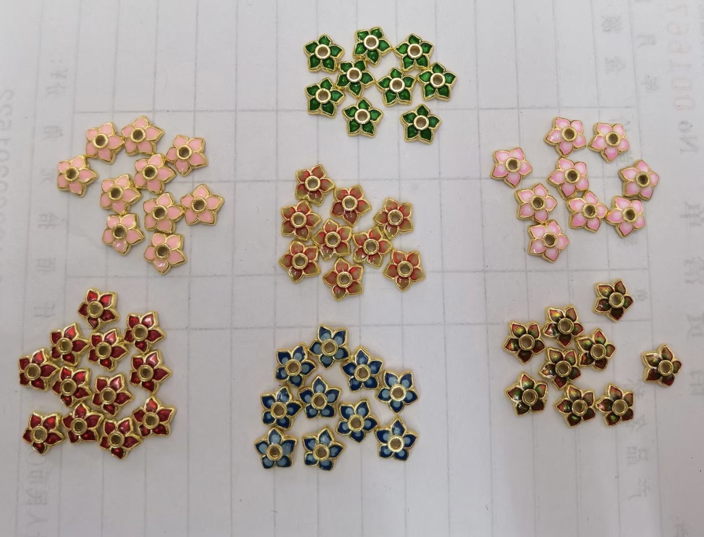 Best-selling Chinese-style oil-dripping color-retaining flower holders, diy flower hats, beaded jewelry accessories, alloy accessories Item Picture
