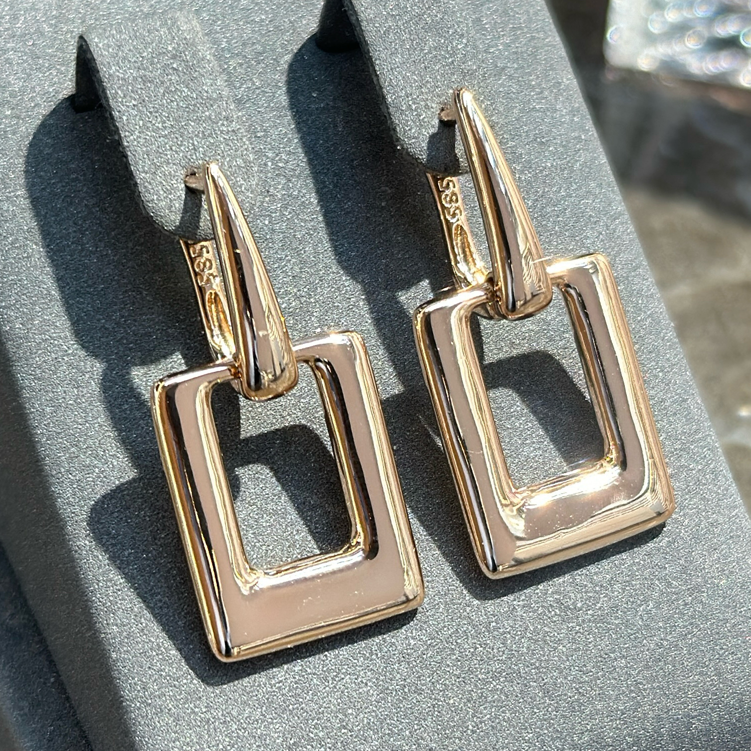 Gulkina's personalized and fashionable earrings, 585 simple earrings, European and American cross-border e-commerce bestsellers, geometric earrings wholesale, Russian jewelry sources, Eastern European trade export, European popular accessories