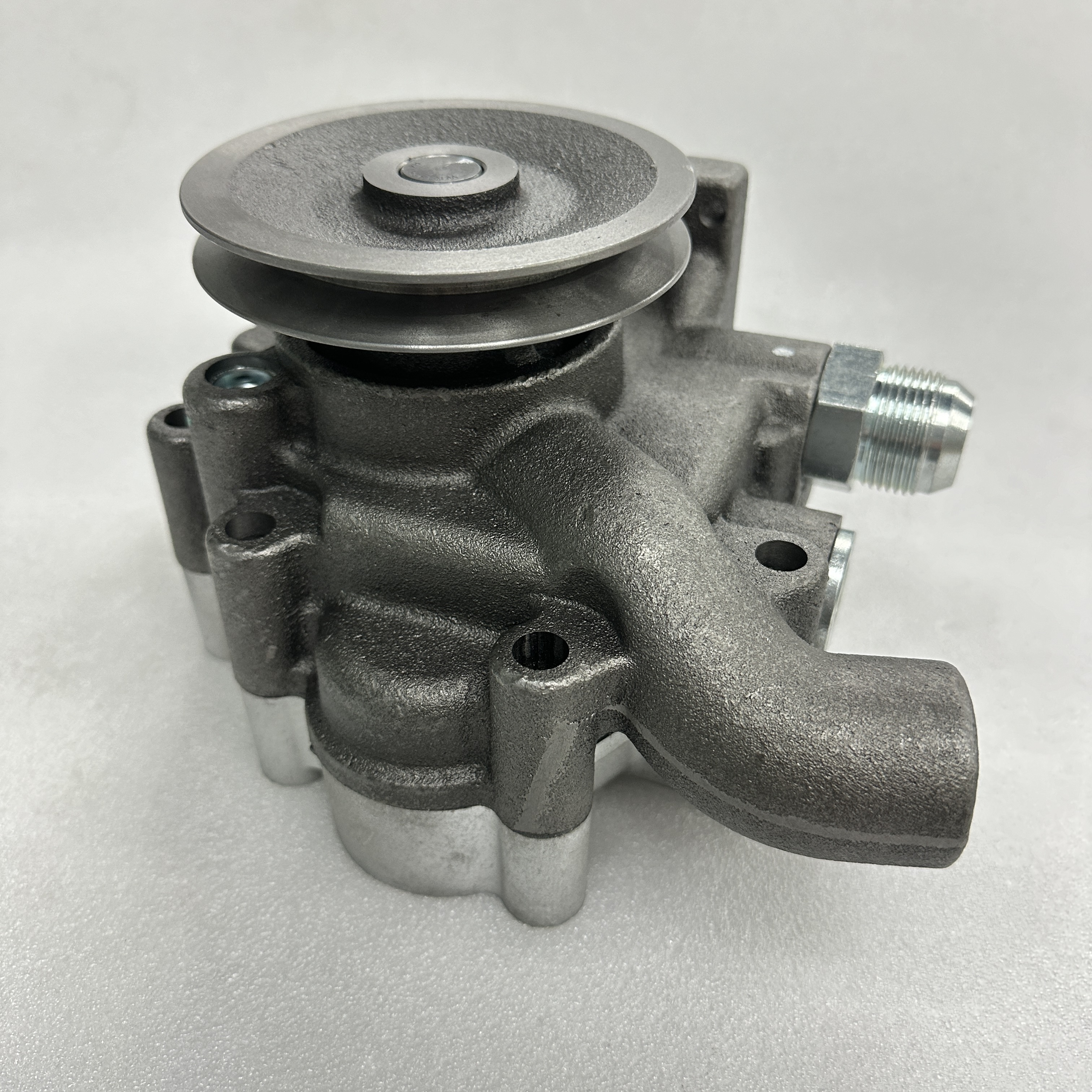 تنطبق قطع غيار السيارات على مضخة الماء 7C-6438 التي تعمل بمحرك ميكانيكي من نوع كارتر details Picture