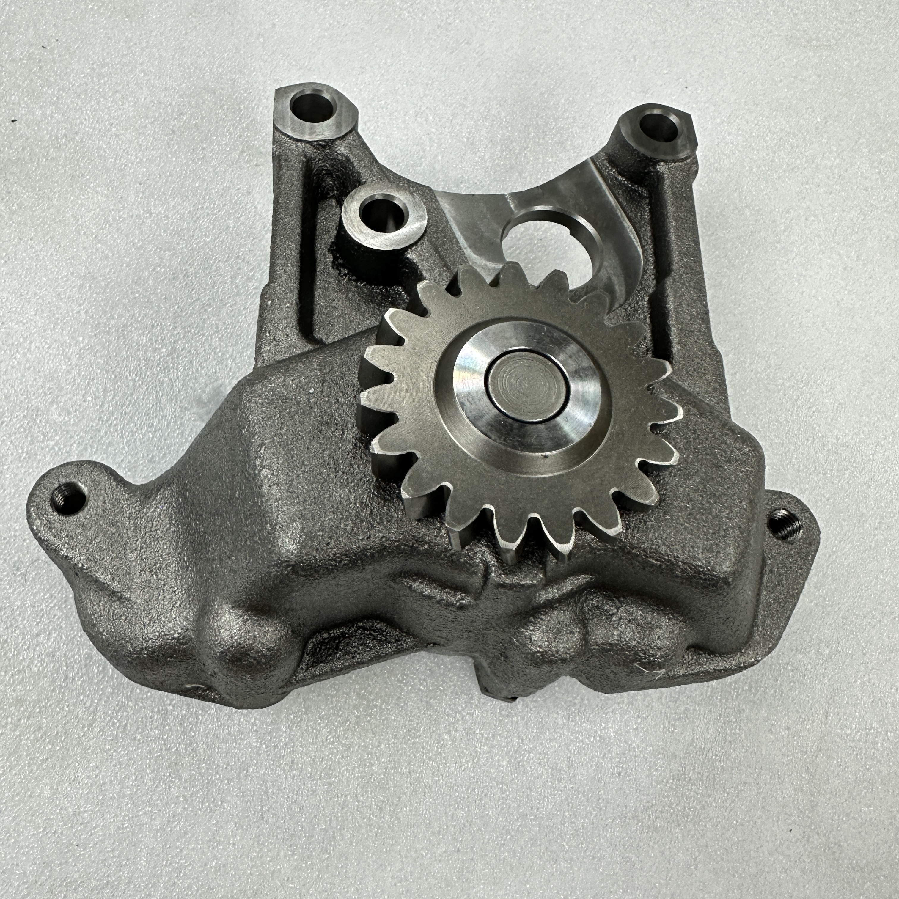 The automotive parts are suitable for PERKINS 1004 engine oil pump 4132F056 Application Scenario