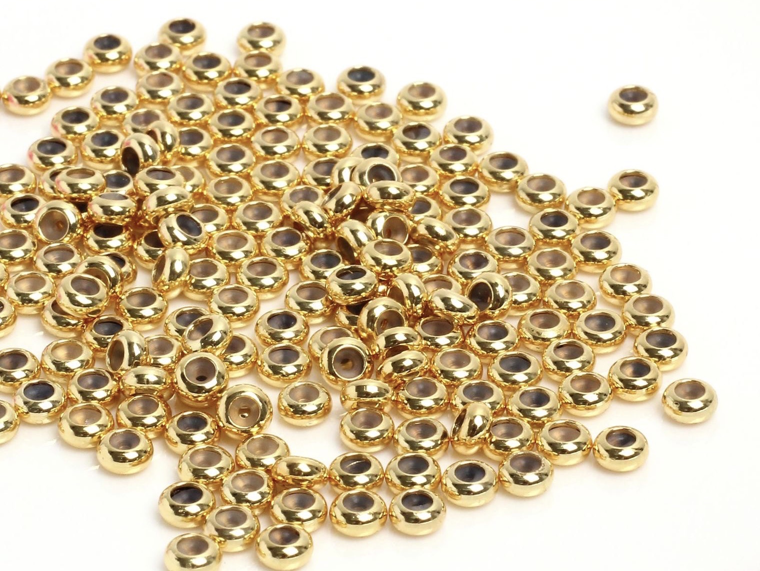 8mm large hole/small hole silicone copper beads, adjusting beads, silicone positioning beads, materials for necklaces, bracelets, earrings and spacer beads Application Scenario