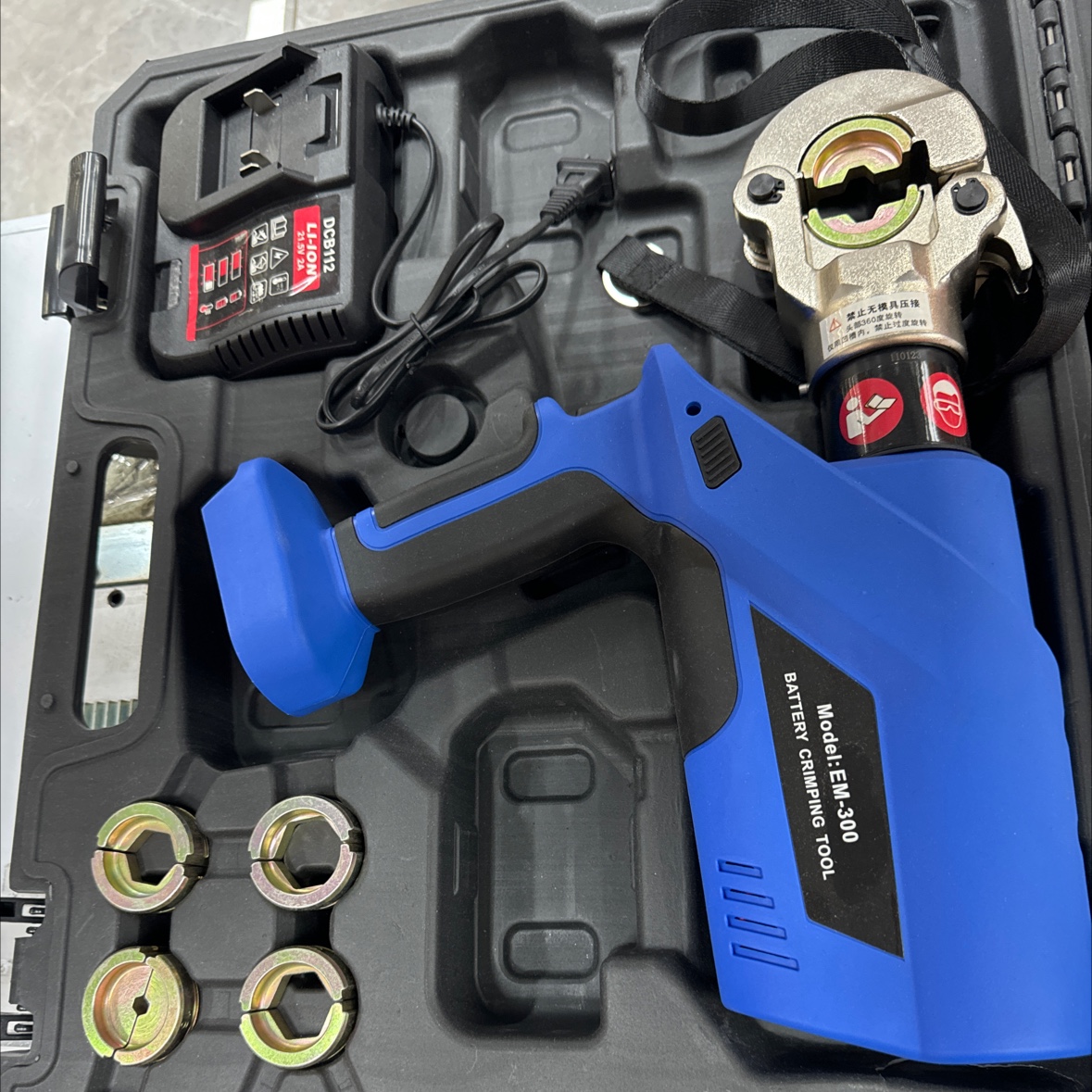300 Charging Electro-Hydraulic Crimping Tool details Picture