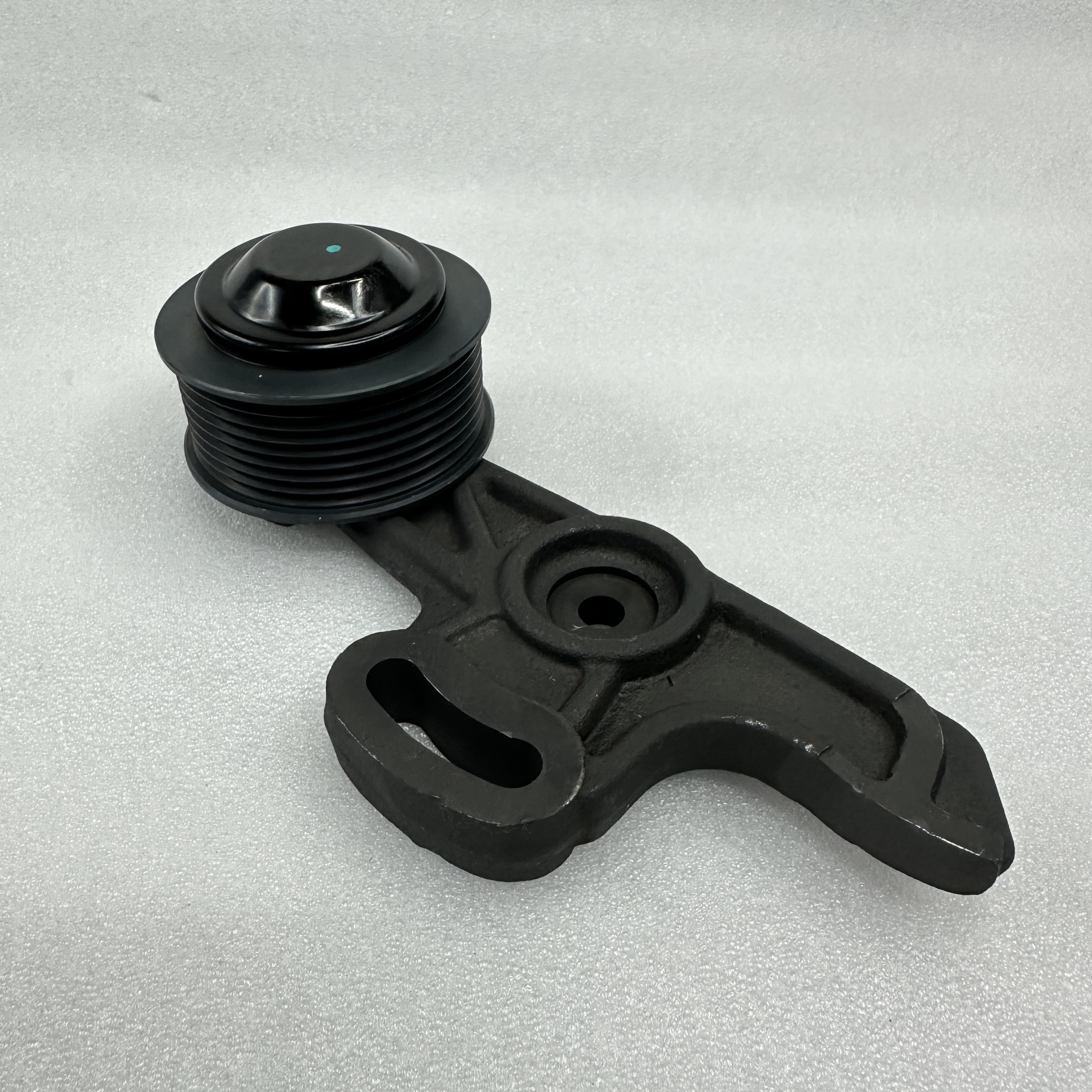 The auto parts are suitable for JCB JCB engine pulley tensioner pulley 320/08729 details Picture