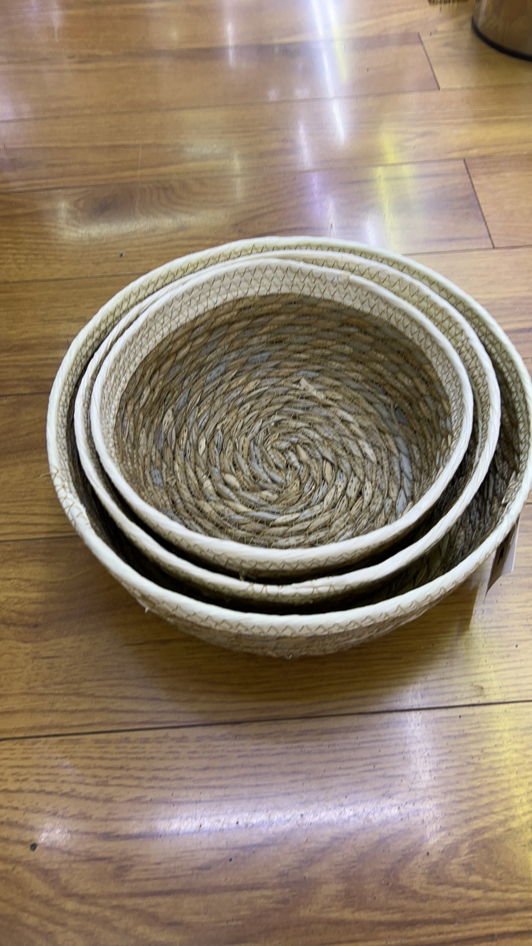 手工编织篮 竹编藤编工艺 折叠洗衣篮 编织收纳篮 环保耐用 多功能家居用品