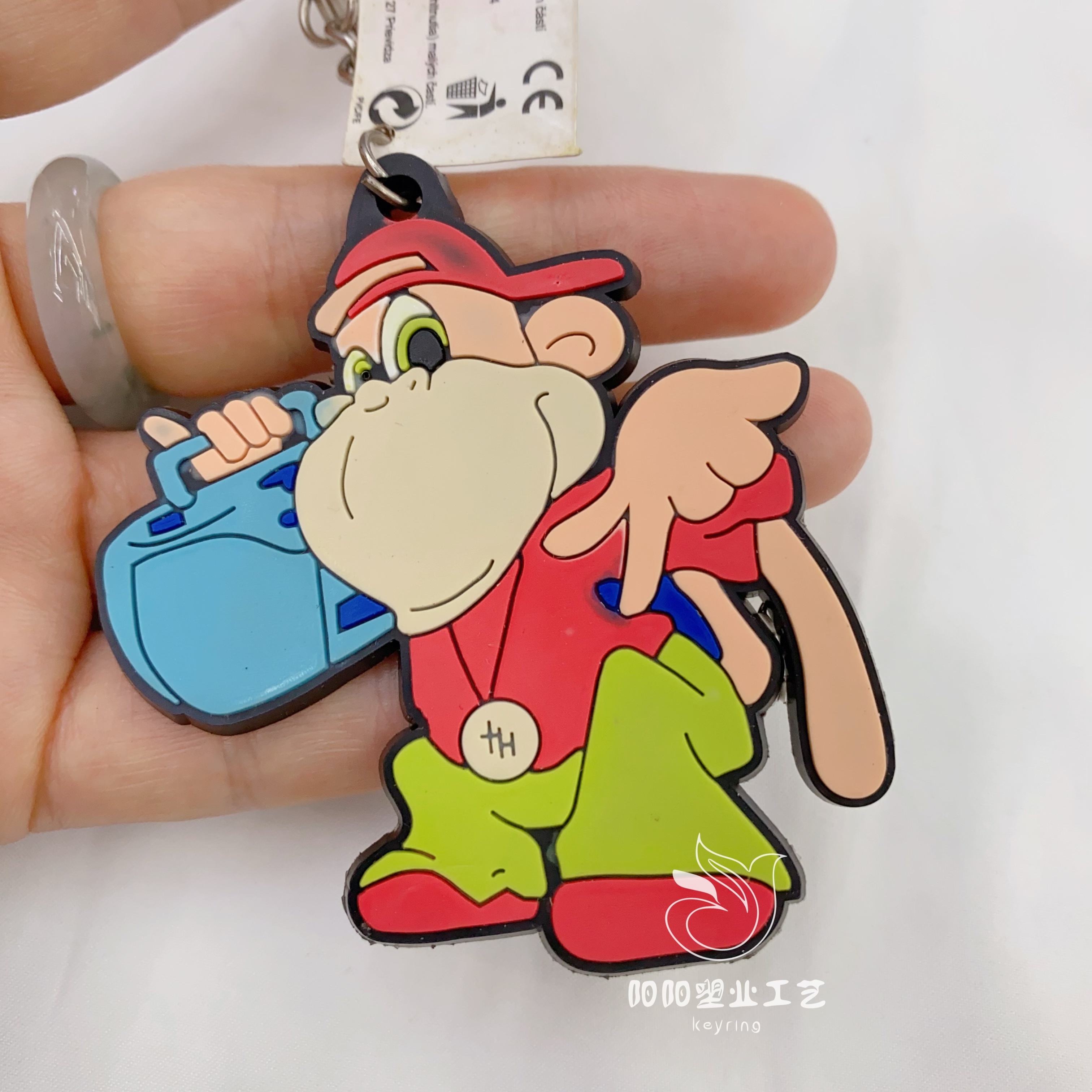 Amazon 3D2D dibujos animados animales PVC soft adhesivo llavero de un lado especial silicona goteo adhesivo relieve llavero Item Picture