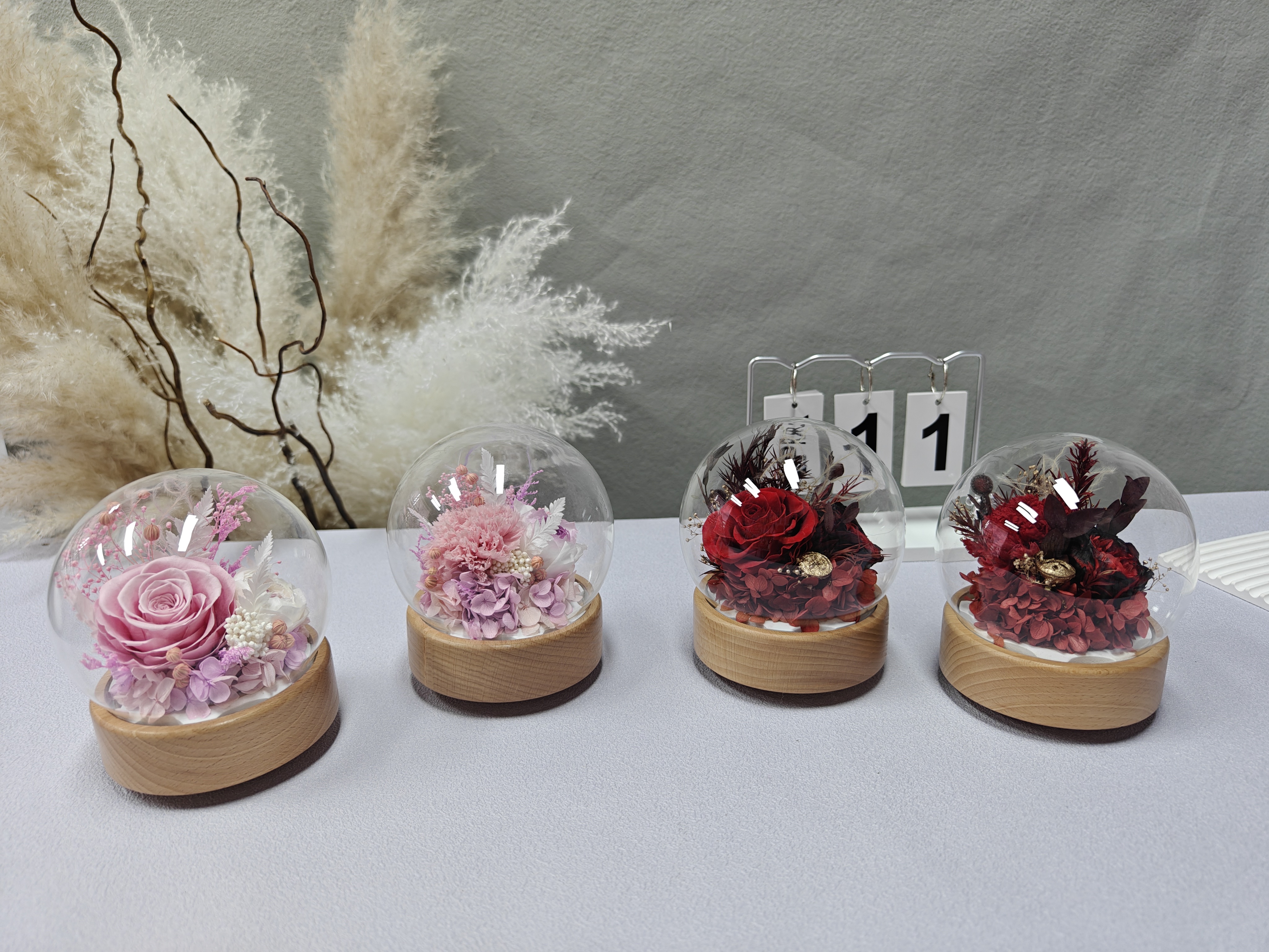 Eternal rose glass cover with music, festival gift detail image 2