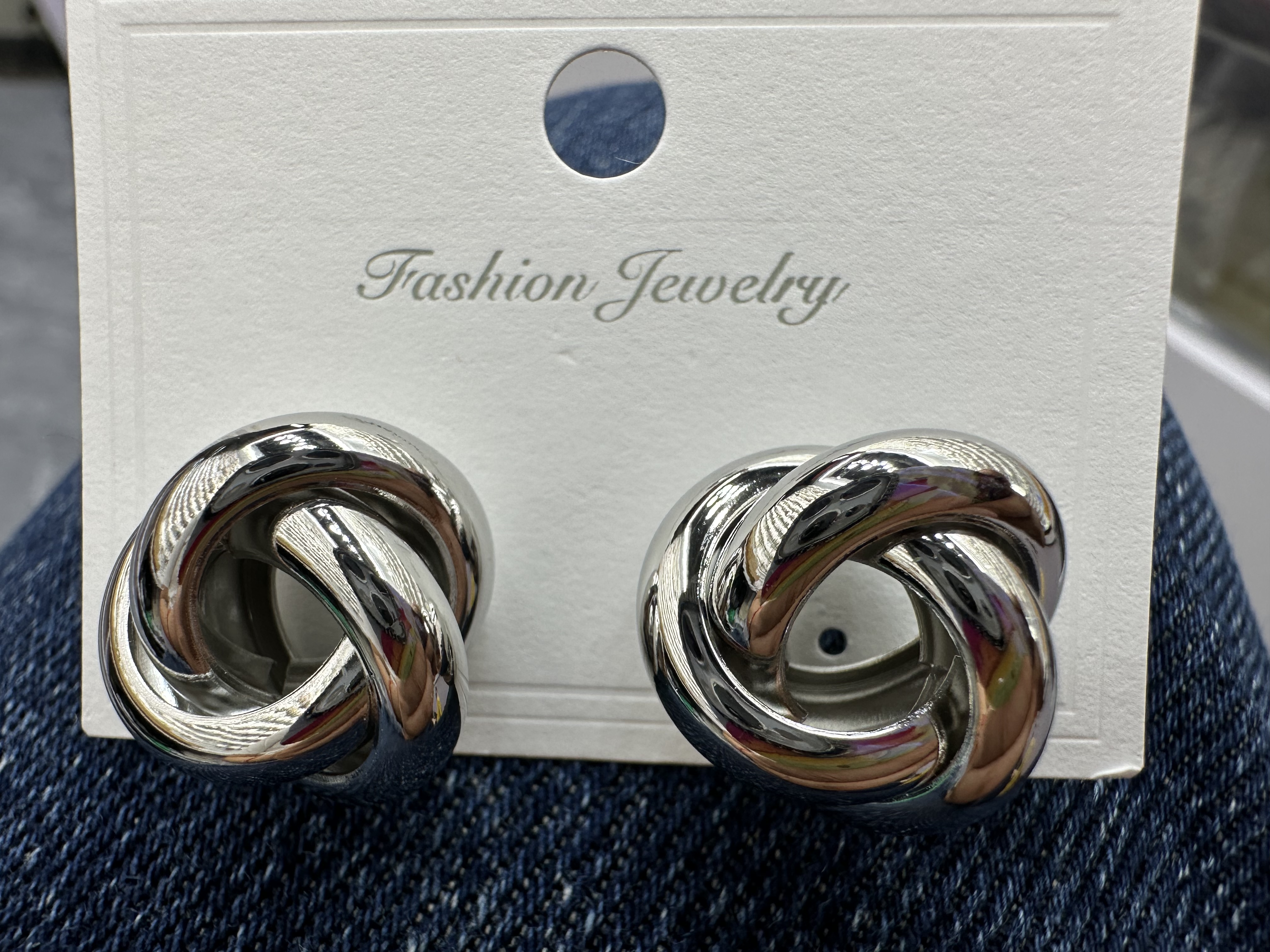 个性打结造型耳钉女镂空耳环简约小巧立体感耳饰耳环耳饰饰品