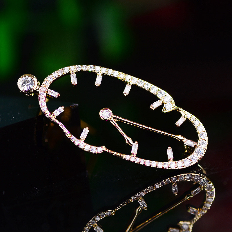 080 Elegant, fashionable, retro and fresh clock brooch, brooch badge Specification image