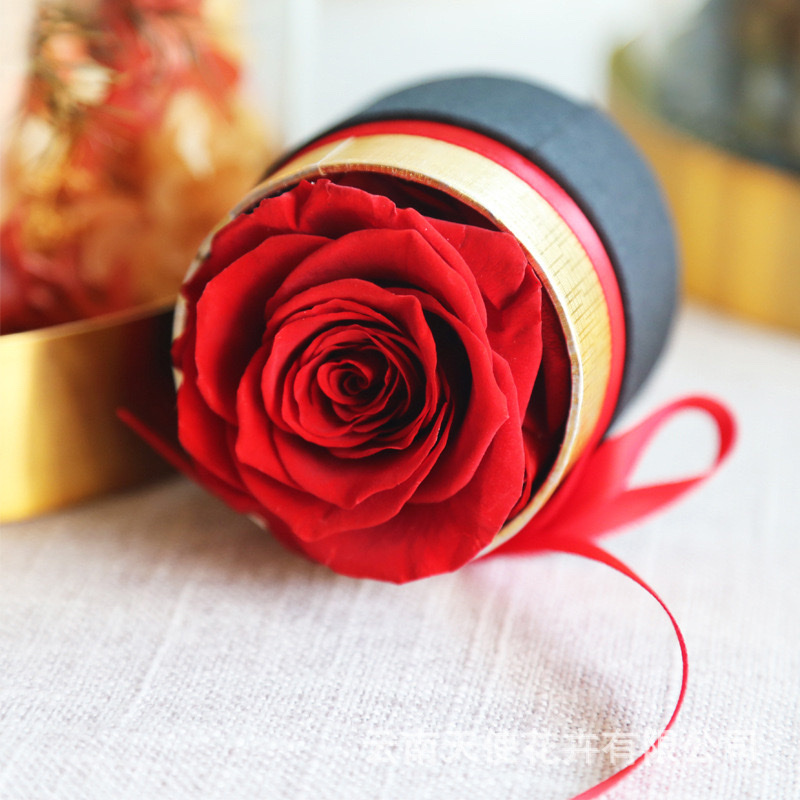 Eternal flower hug bucket, Valentine's Day gift, Mother's Day gift, birthday gift Application Scenario