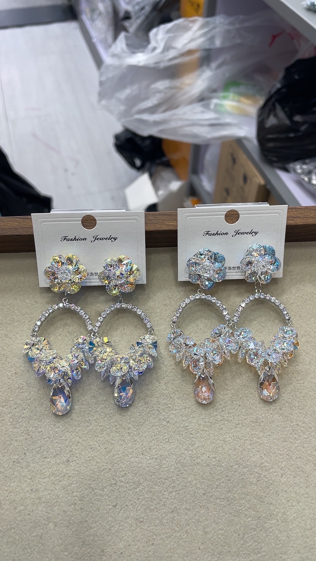 新款水晶韩国流行时尚大方气质优雅淑女型花朵耳环耳坠小饰品