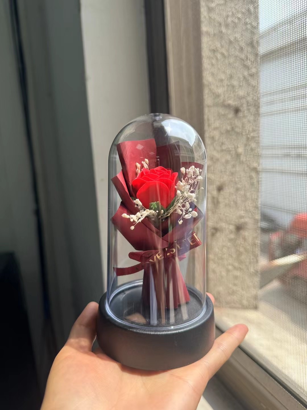 Thumb rose bouquet gift for Teachers' Day, Mother's Day and Valentine's Day detail image 2