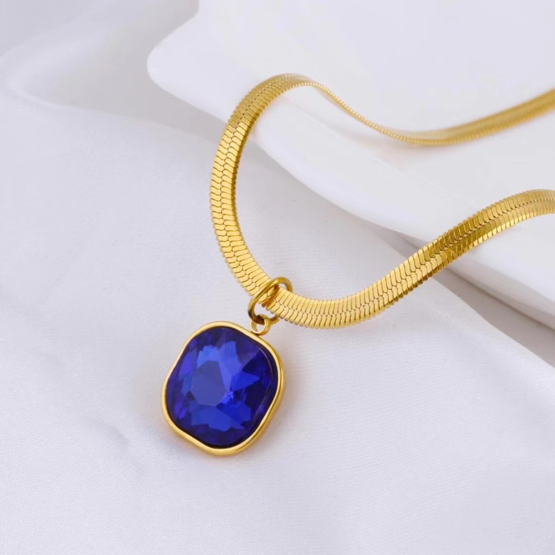 Senluo Jewelry 18K titanium steel square gemstone necklace with real gold plating, fashionable ladies' stainless steel gold-plated pendant necklace details Picture