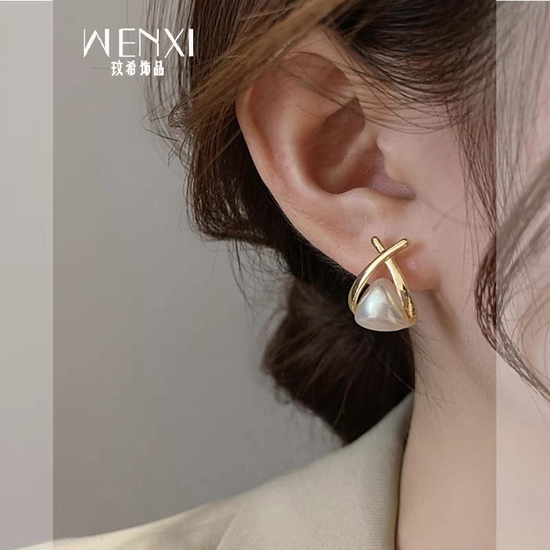Baked Zircon Pearl earrings High sense jewelry Women's Elegant earrings Delicate Earrings Gift Jewelry Jewelry Earrings Fine Jewelry Jewelry Earrings thumbnail