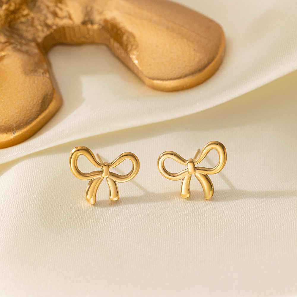 A niche design, a popular accessory, simple and versatile, light luxury, a princess on the run, a bow, round beads, and stainless steel bracelet for women Specification image